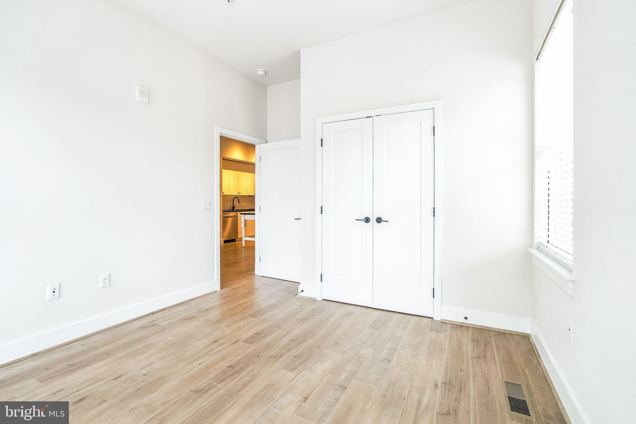 1339 E STREET SE 209