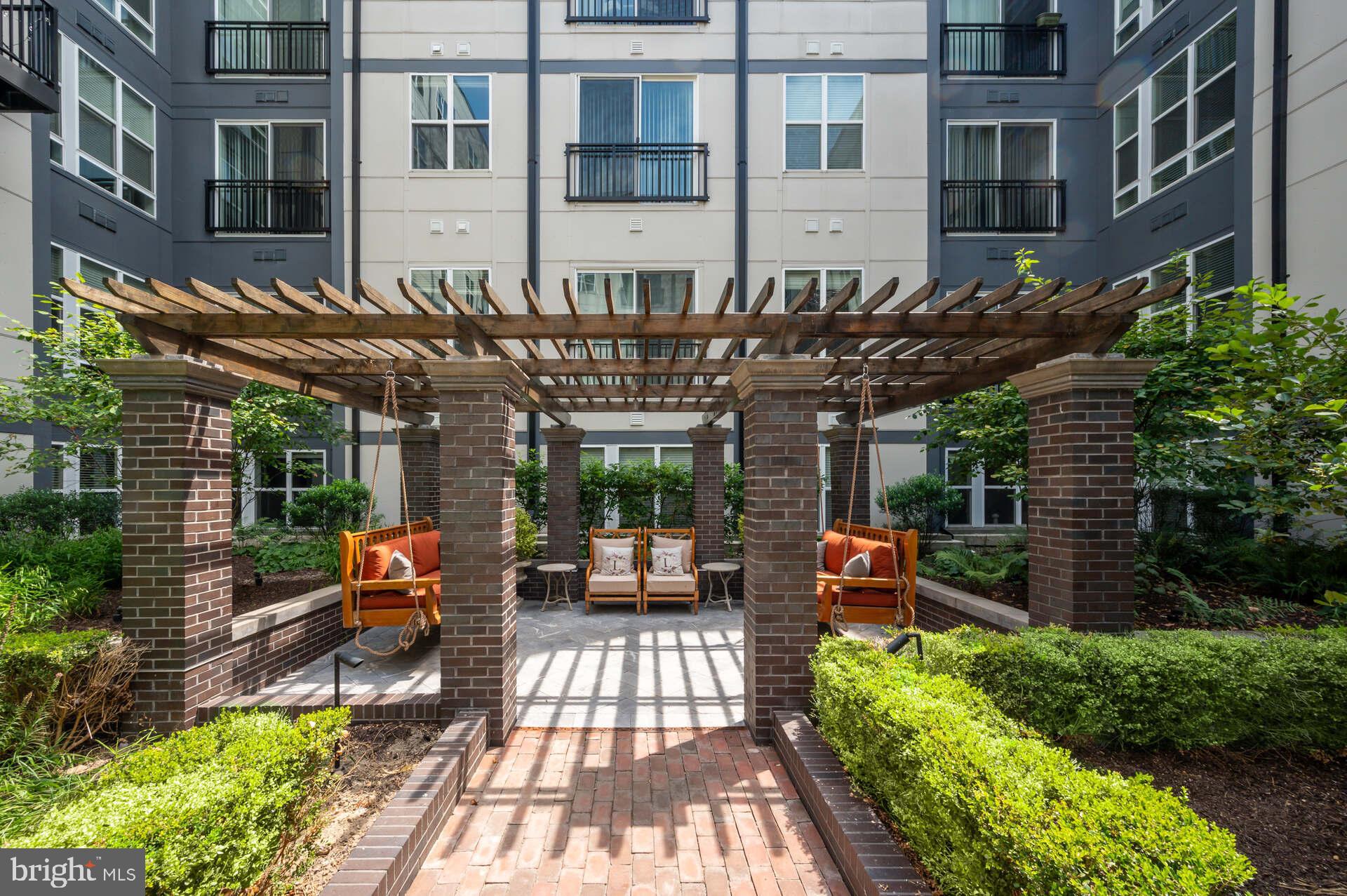 1339 E STREET SE 230