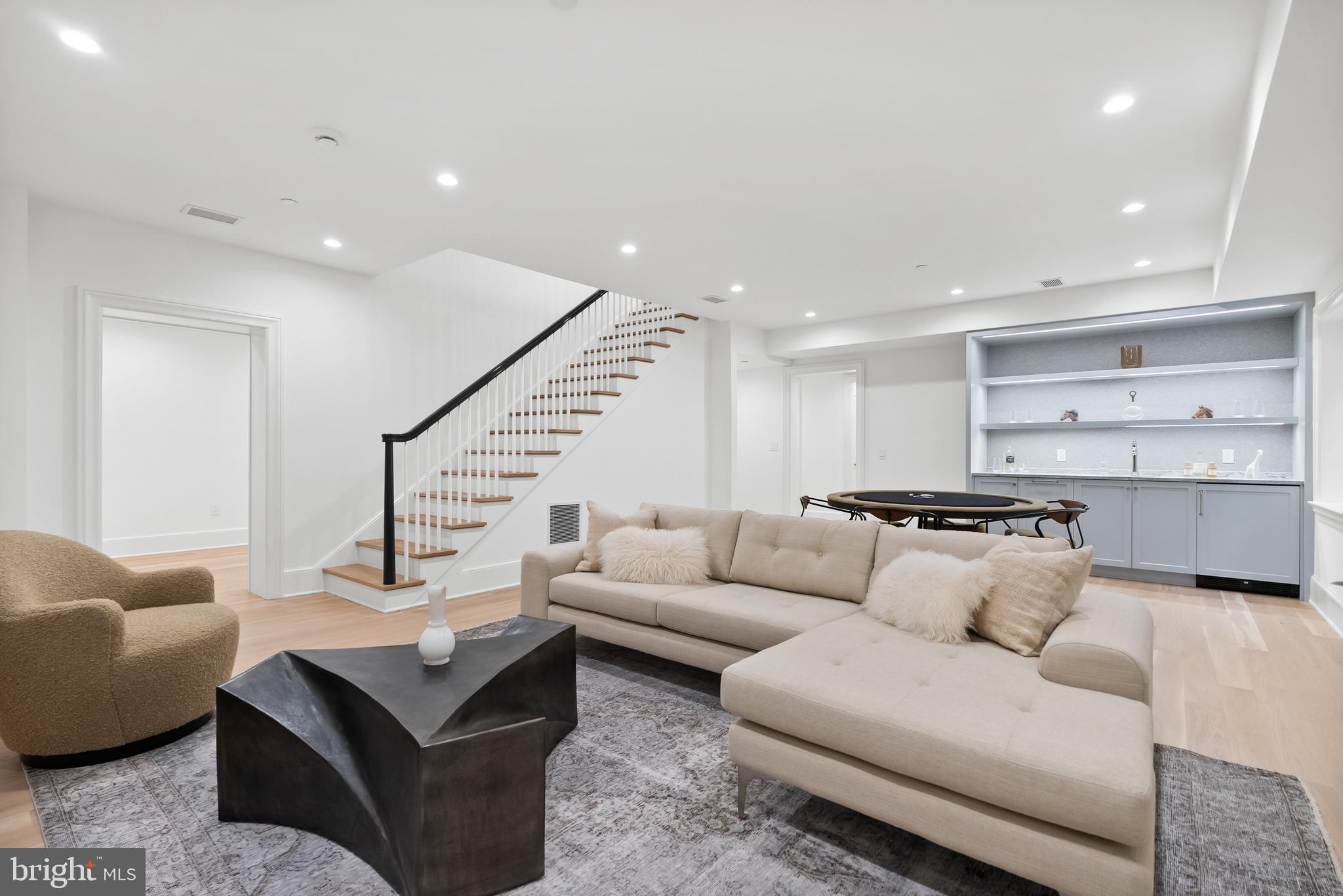 4905 VAN NESS STREET NW