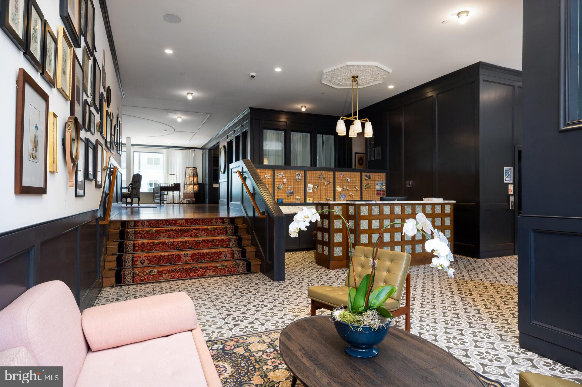 1339 E STREET SE 009