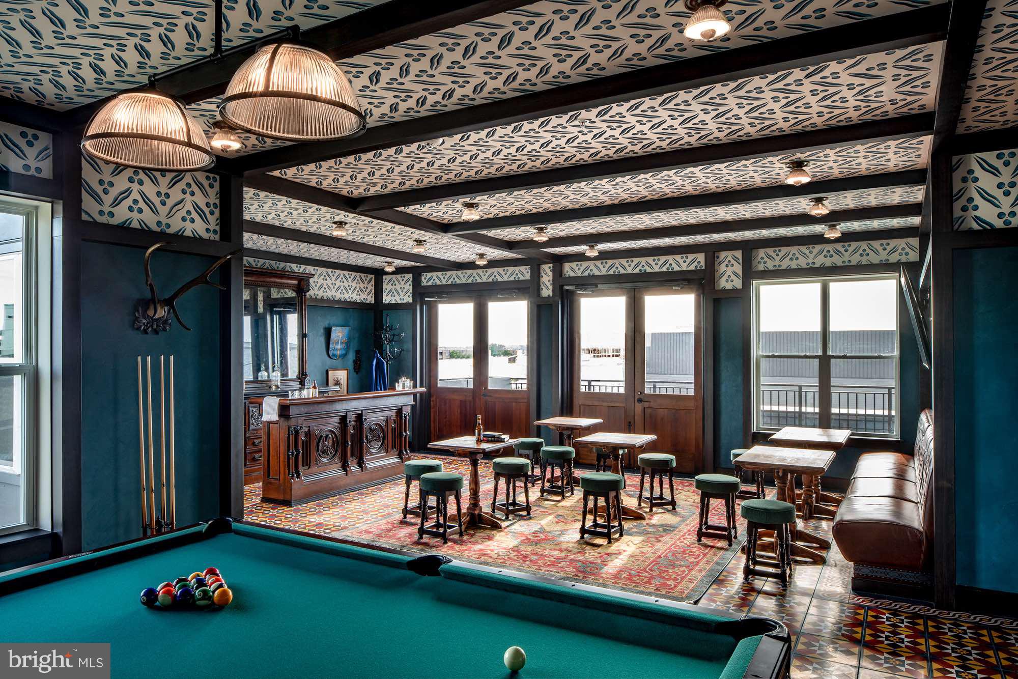 1339 E STREET SE 009