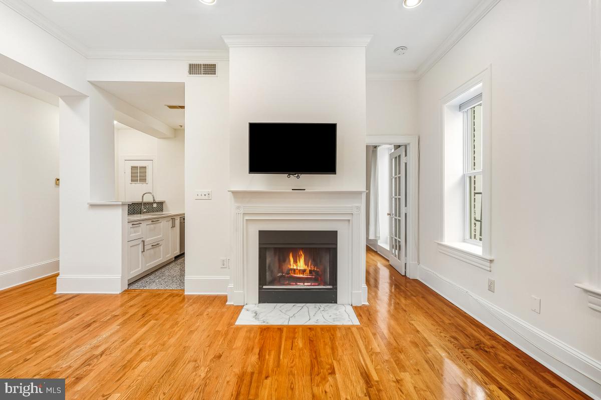 1807 CALIFORNIA STREET NW 305