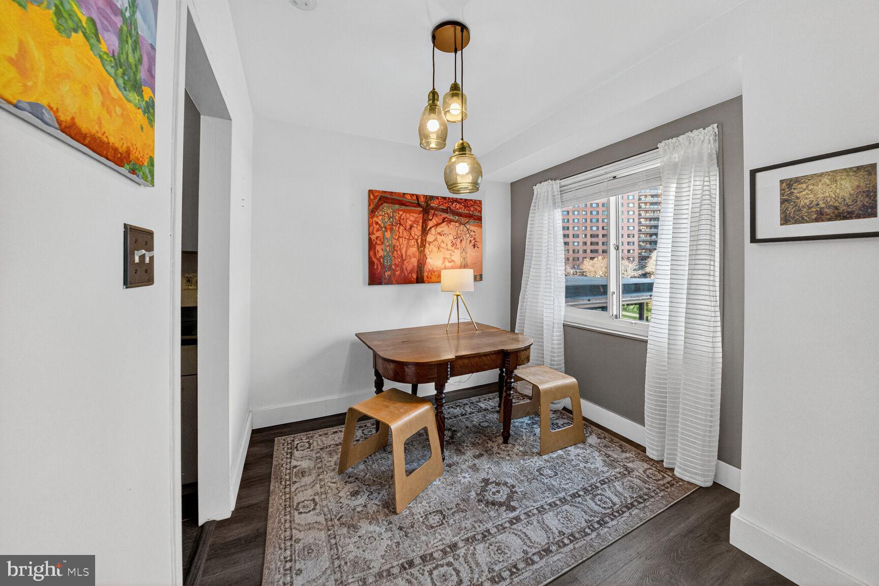 4201 CATHEDRAL AVENUE NW 218E