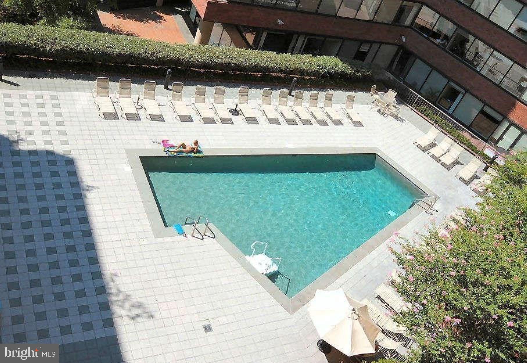 2555 PENNSYLVANIA AVENUE NW 408