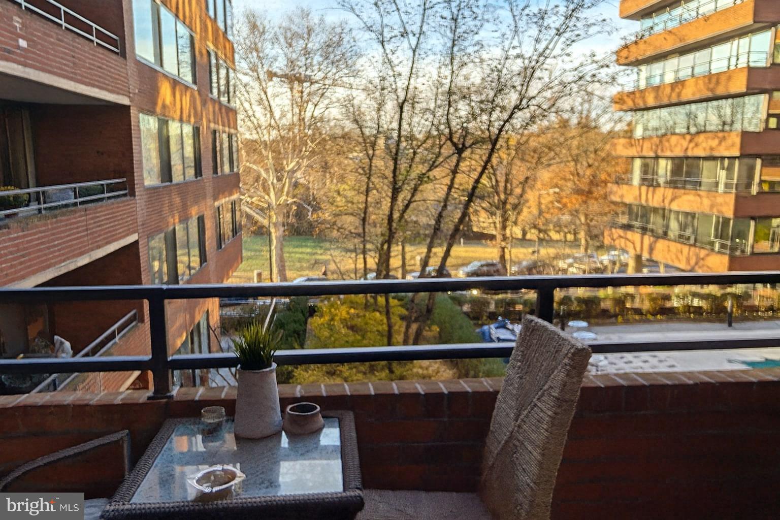 2555 PENNSYLVANIA AVENUE NW 408