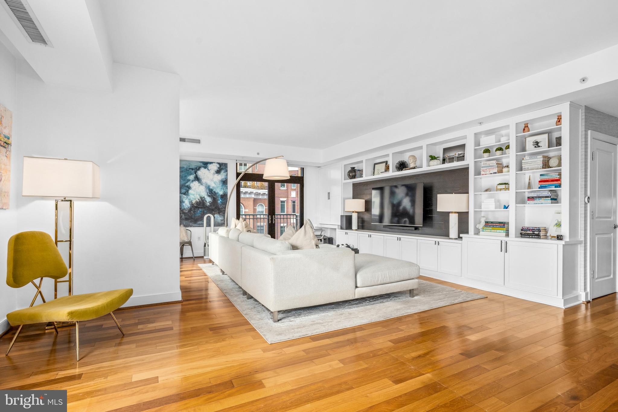 2425 L STREET NW 504