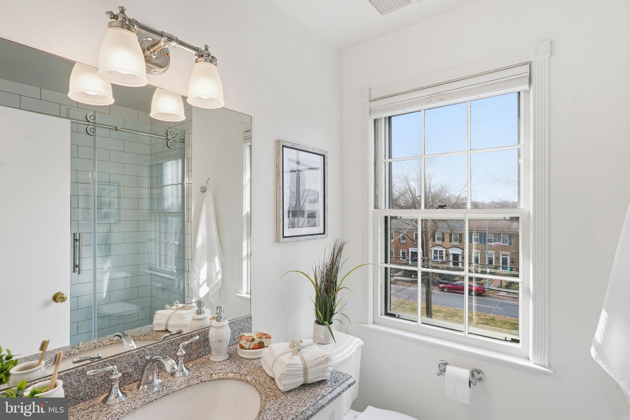 5321 MACARTHUR BOULEVARD NW