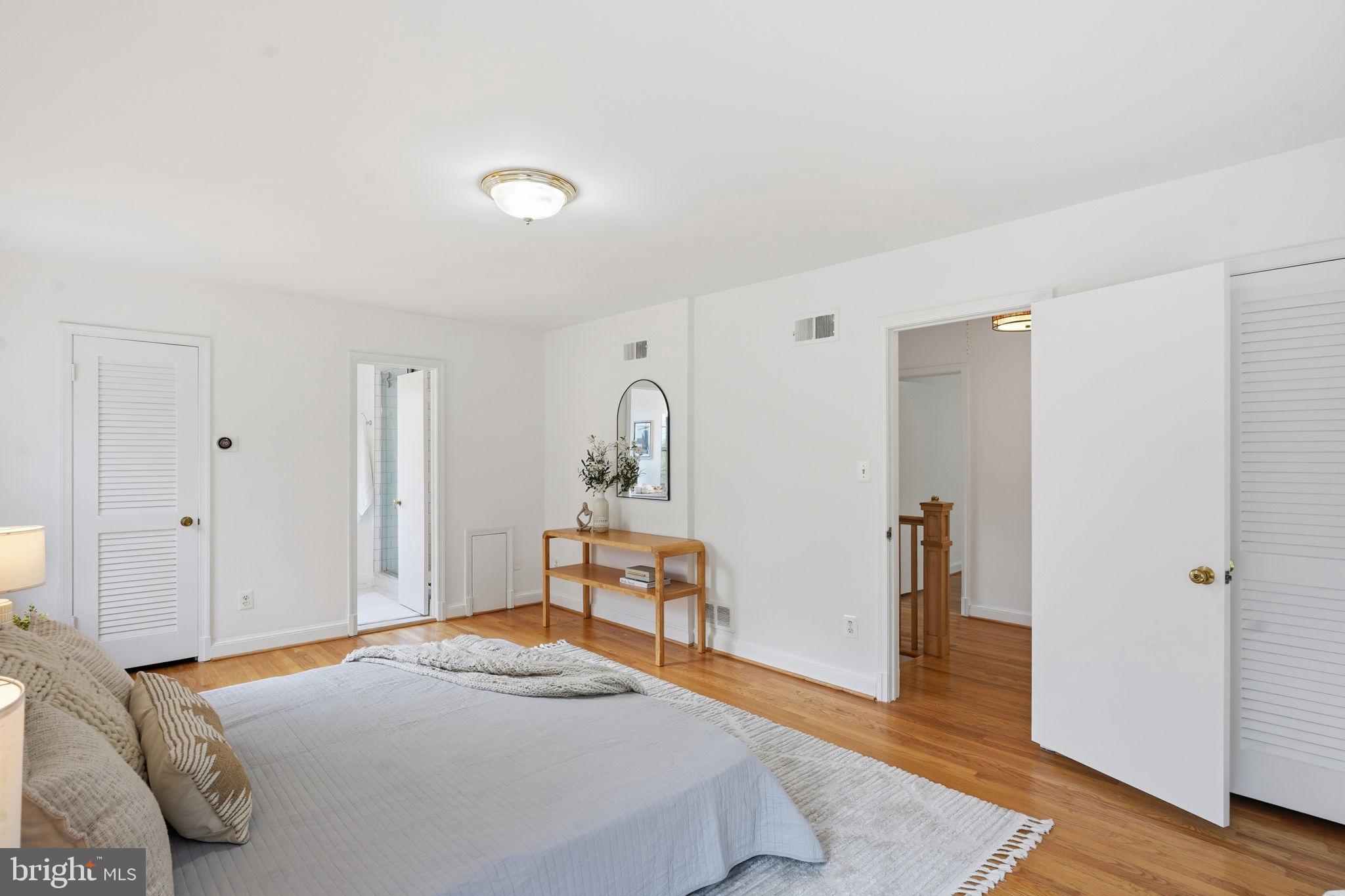 5321 MACARTHUR BOULEVARD NW