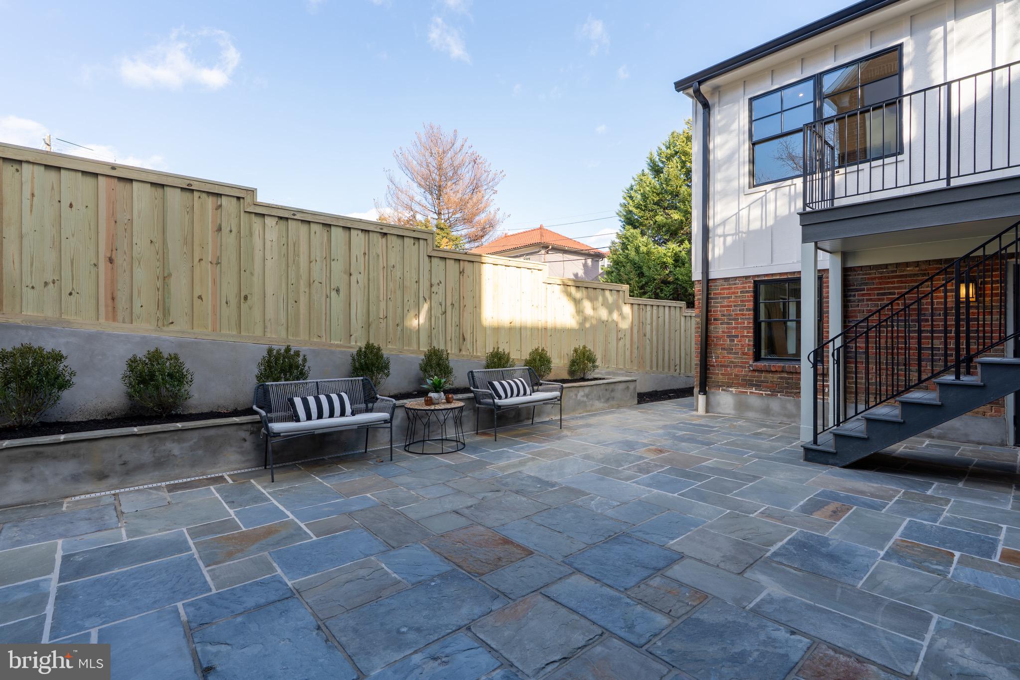 2619 WISCONSIN AVENUE NW