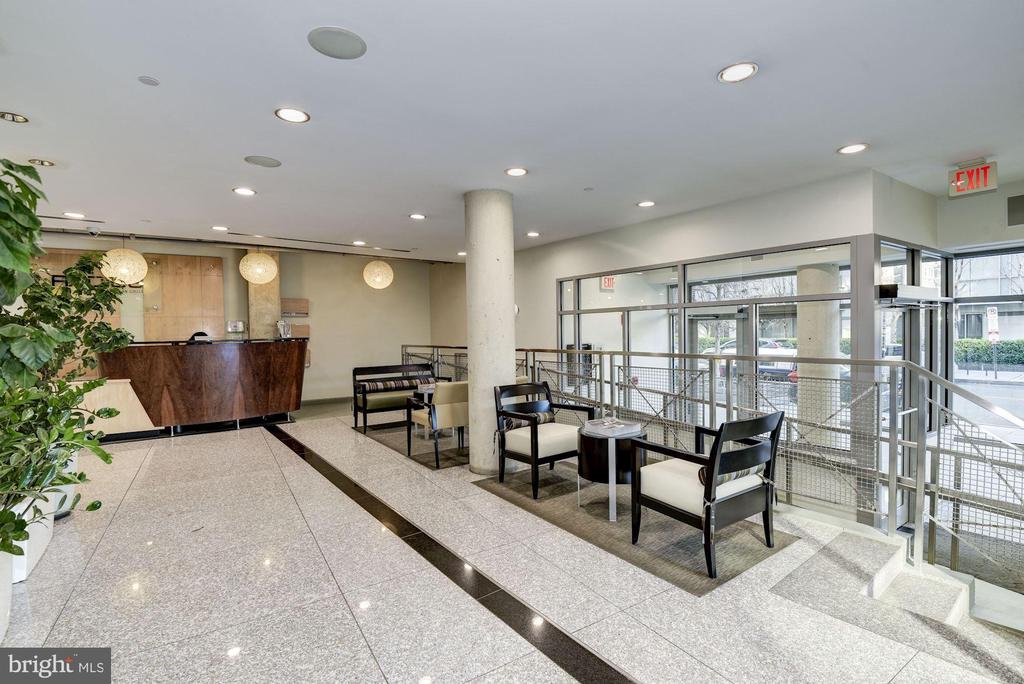 1300 N STREET NW 218