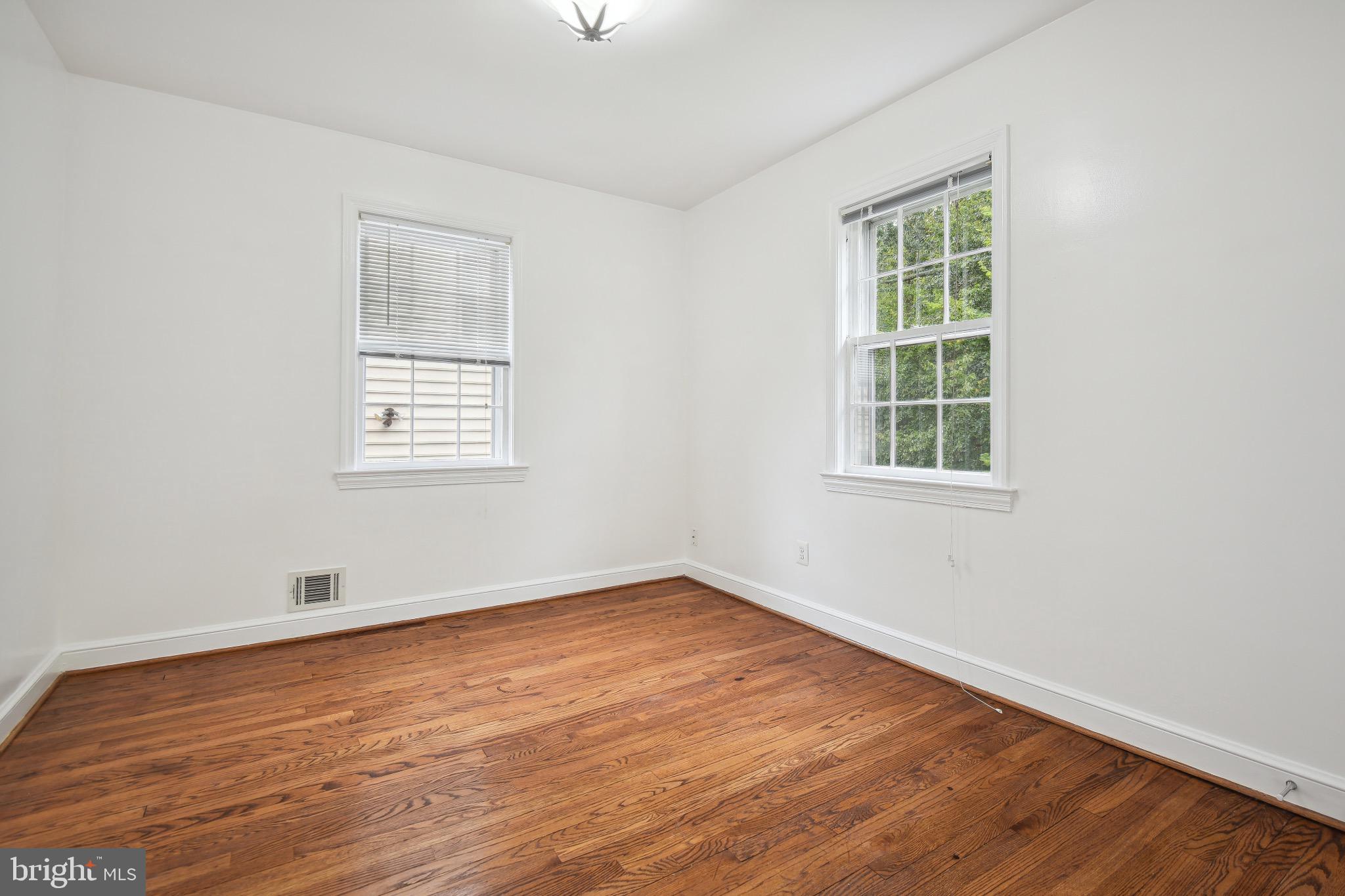 2926 KANAWHA STREET NW