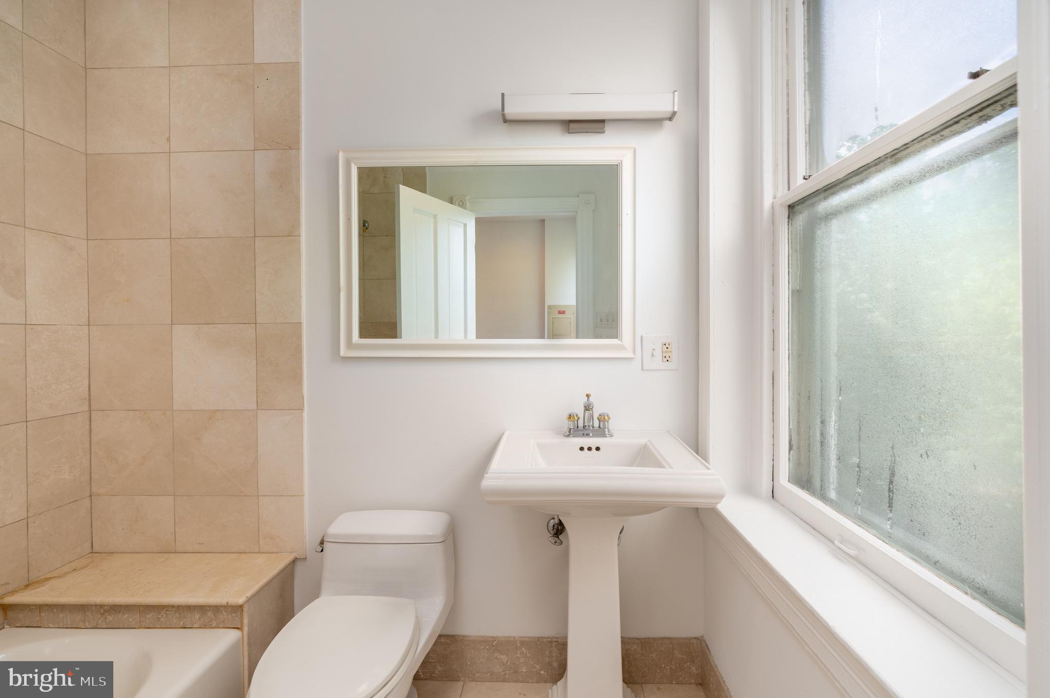 1683 35TH STREET NW A