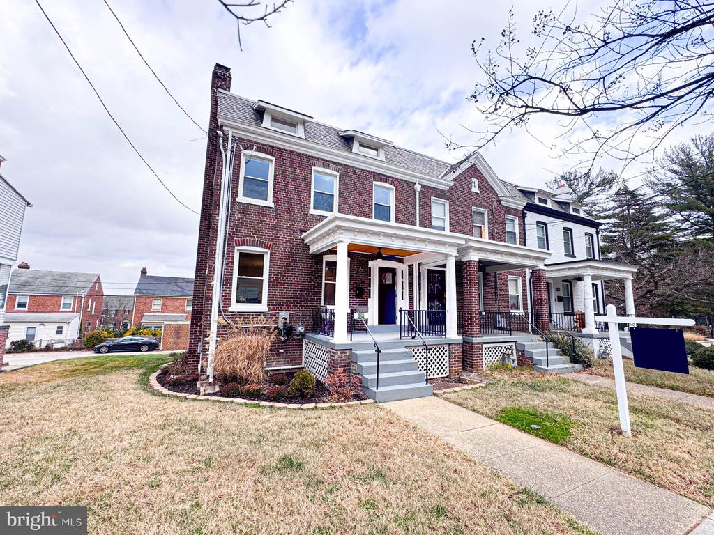 1336 RANDOLPH STREET NE