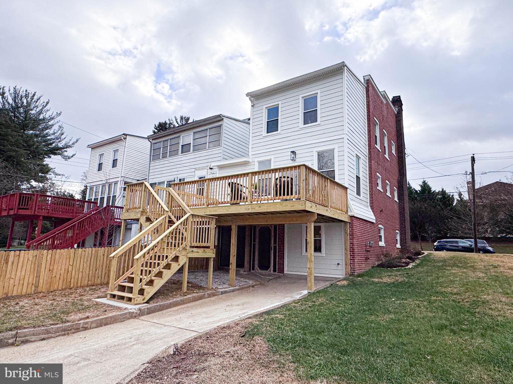 1336 RANDOLPH STREET NE