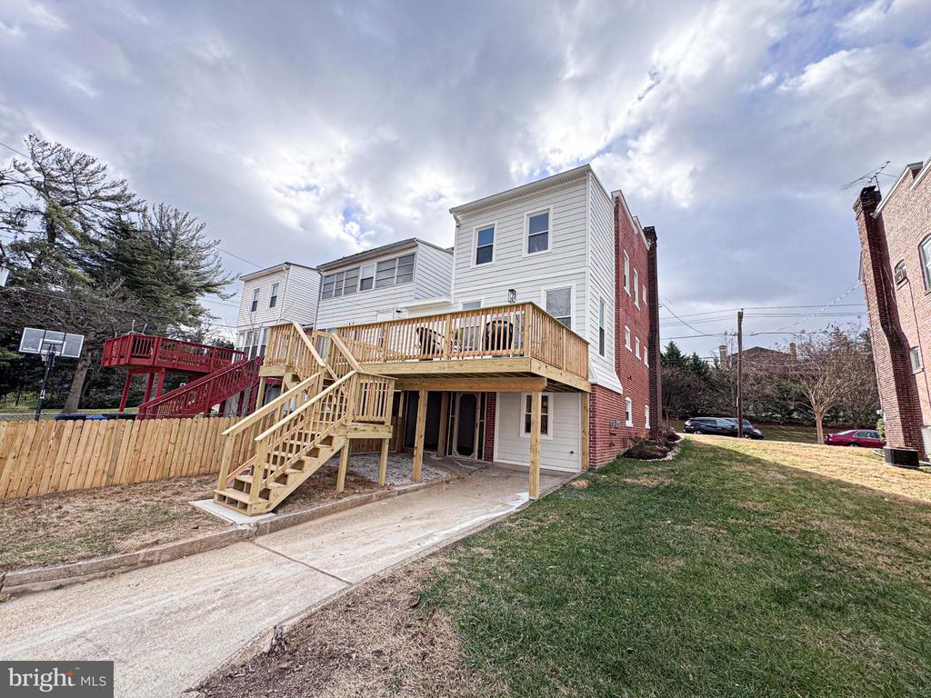 1336 RANDOLPH STREET NE