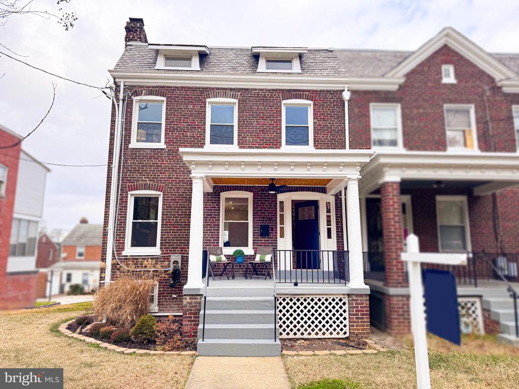 1336 RANDOLPH STREET NE