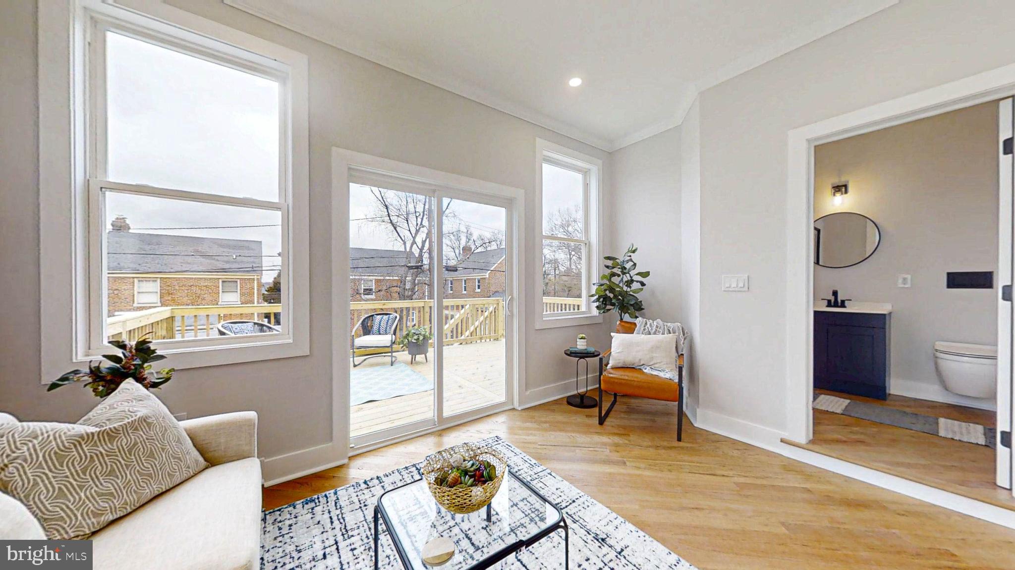 1336 RANDOLPH STREET NE