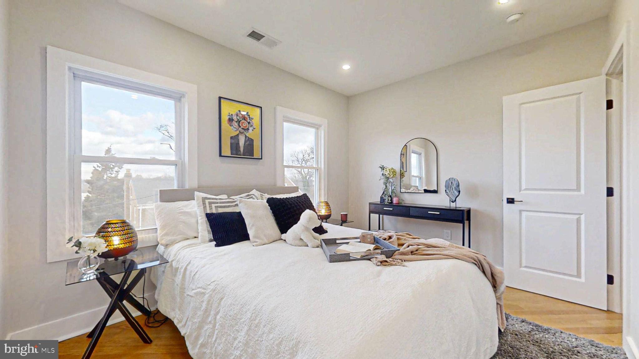 1336 RANDOLPH STREET NE