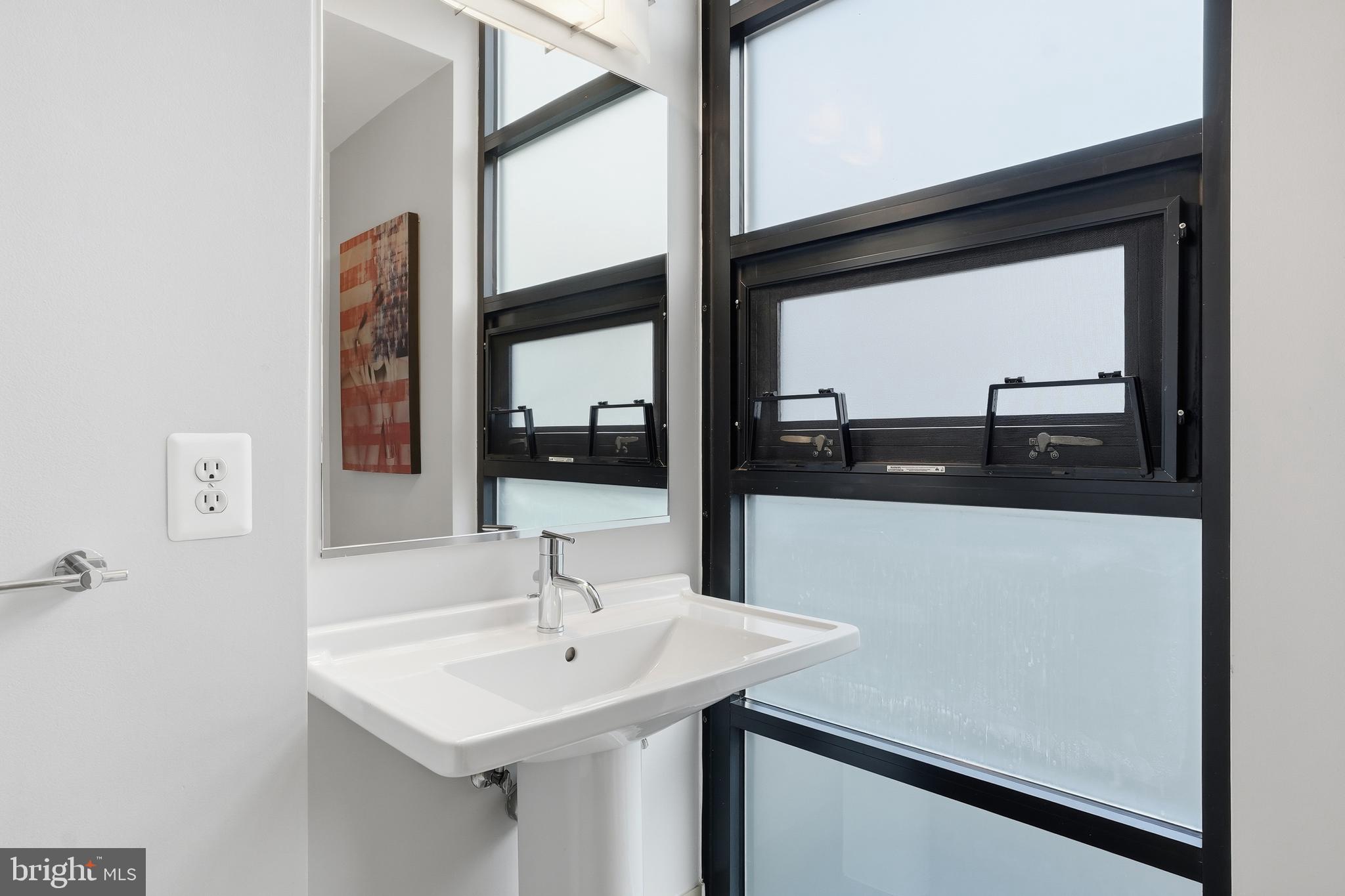 2125 14TH STREET NW 304W