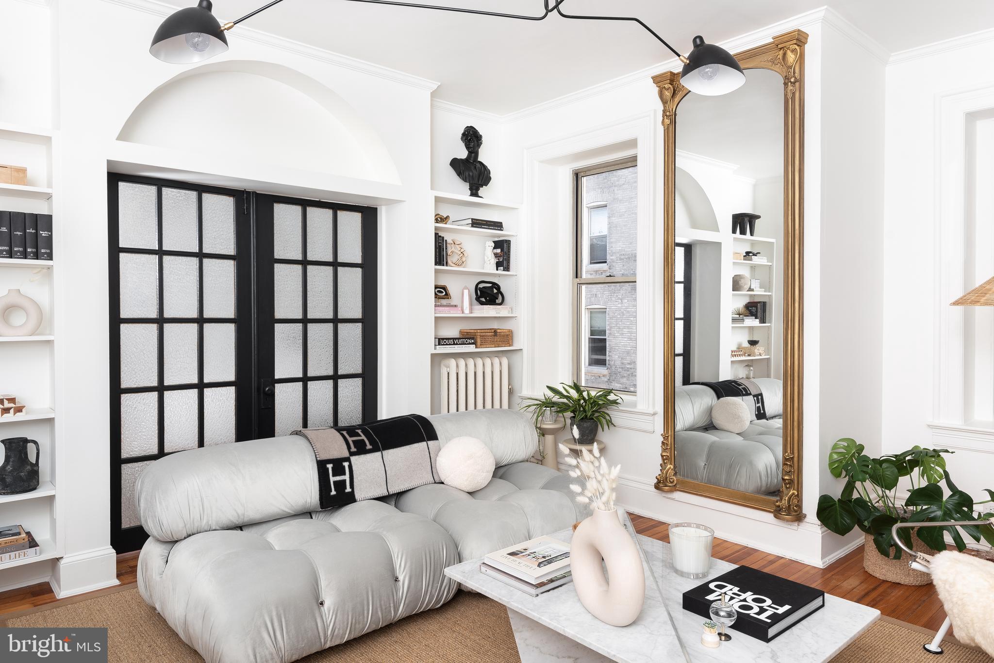 2022 COLUMBIA ROAD NW 318