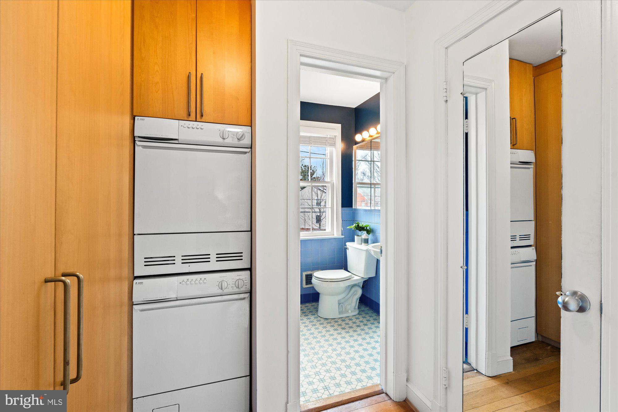 3268 CHESTNUT STREET NW