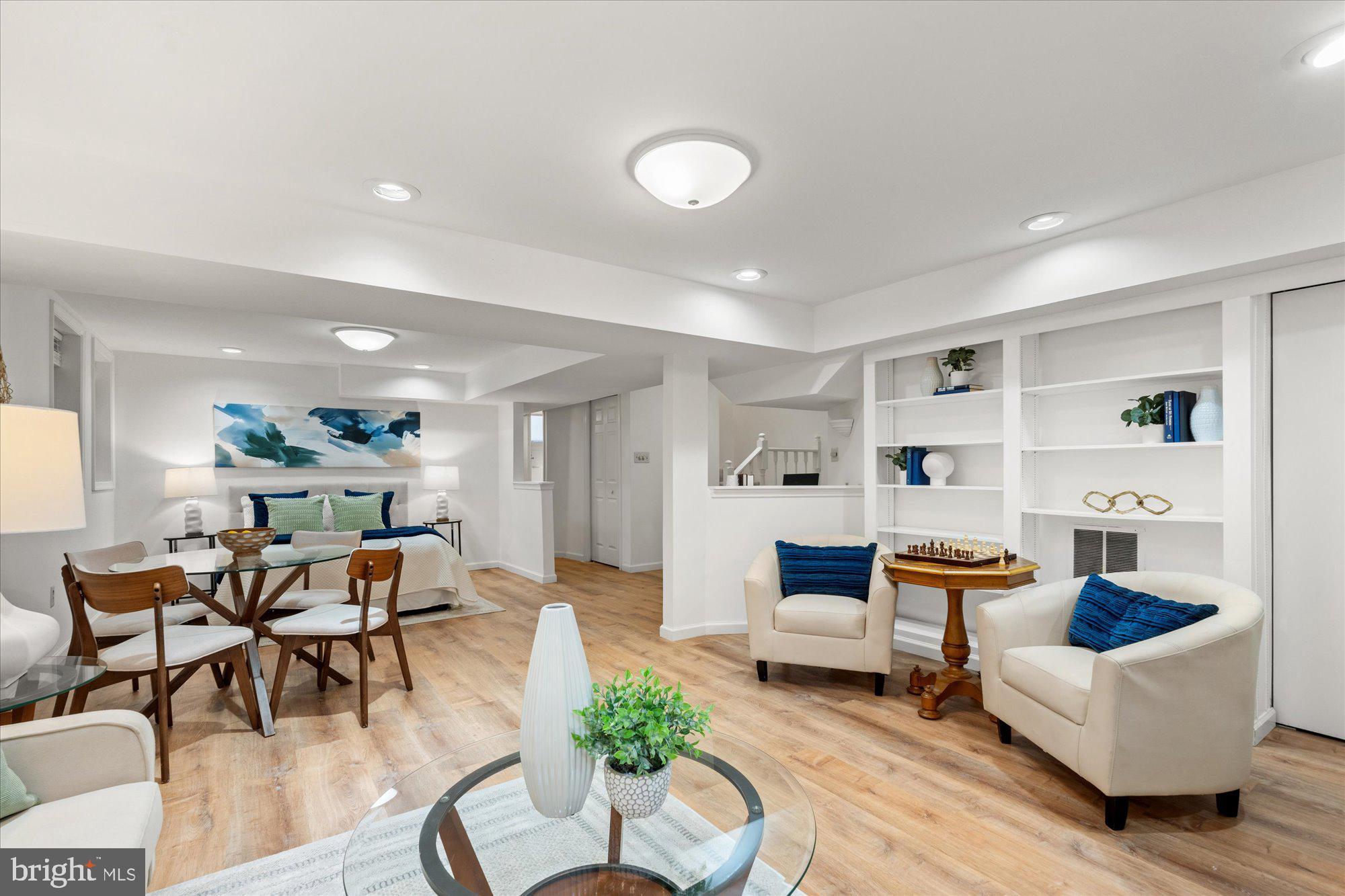 3268 CHESTNUT STREET NW