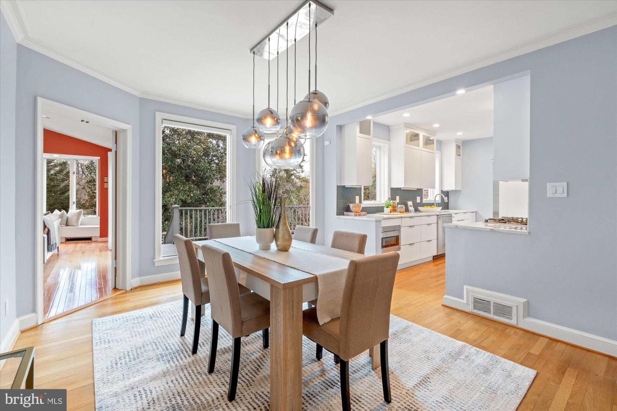 3268 CHESTNUT STREET NW