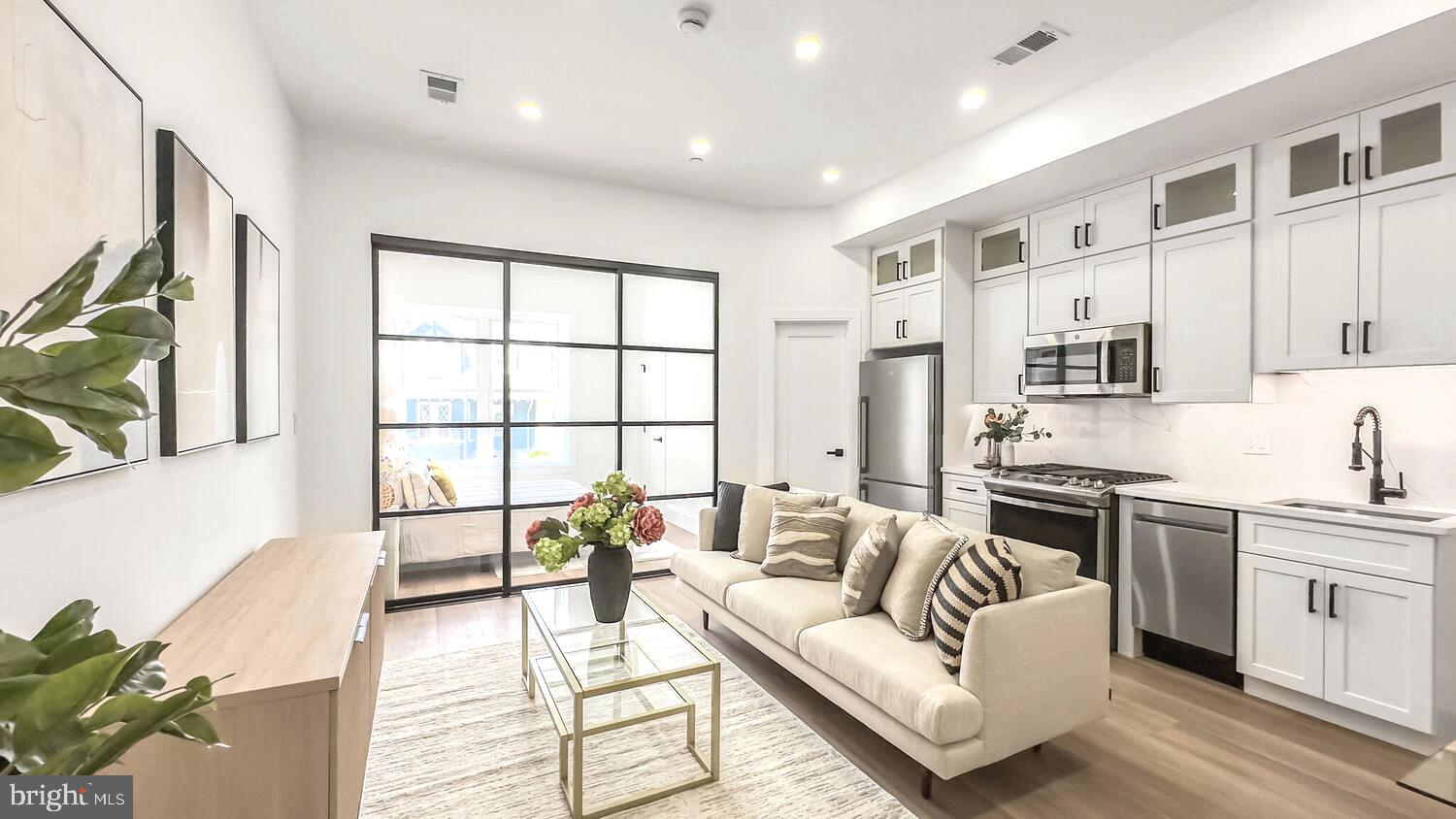 2517 ONTARIO ROAD NW 5