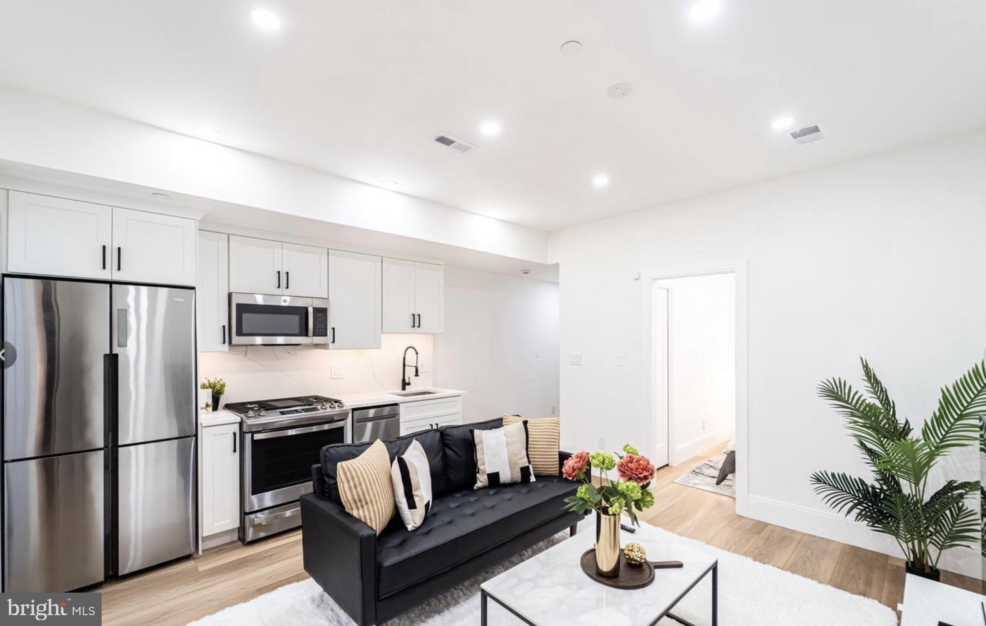 2517 ONTARIO ROAD NW 2