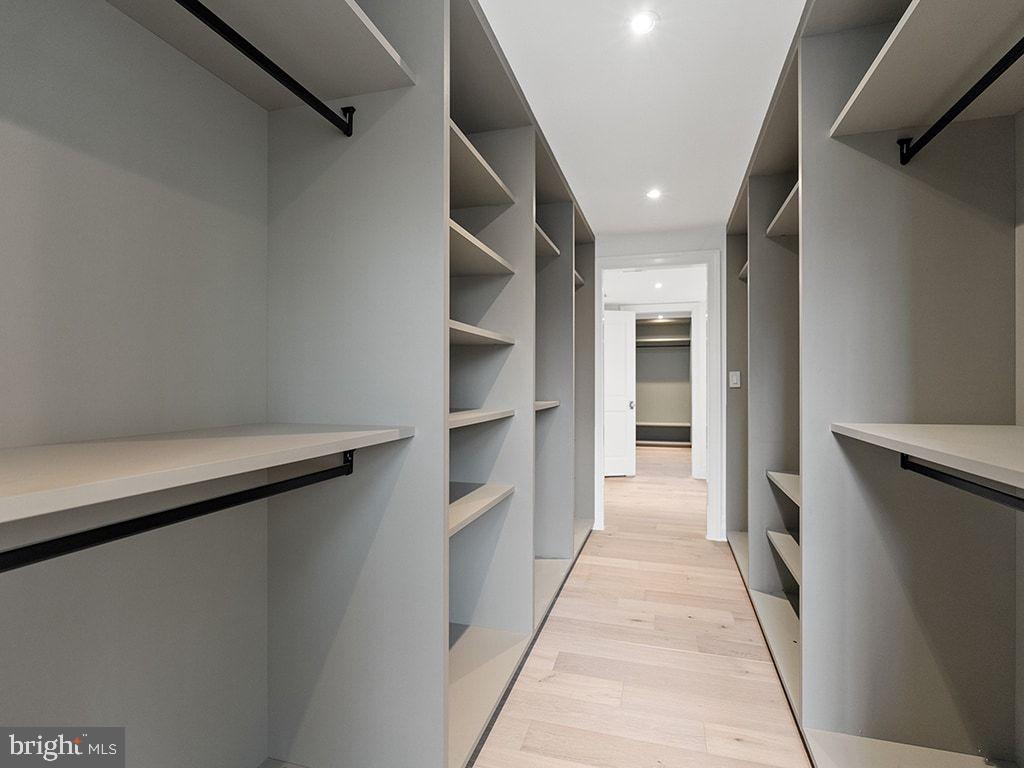 4433 CATHEDRAL AVENUE NW