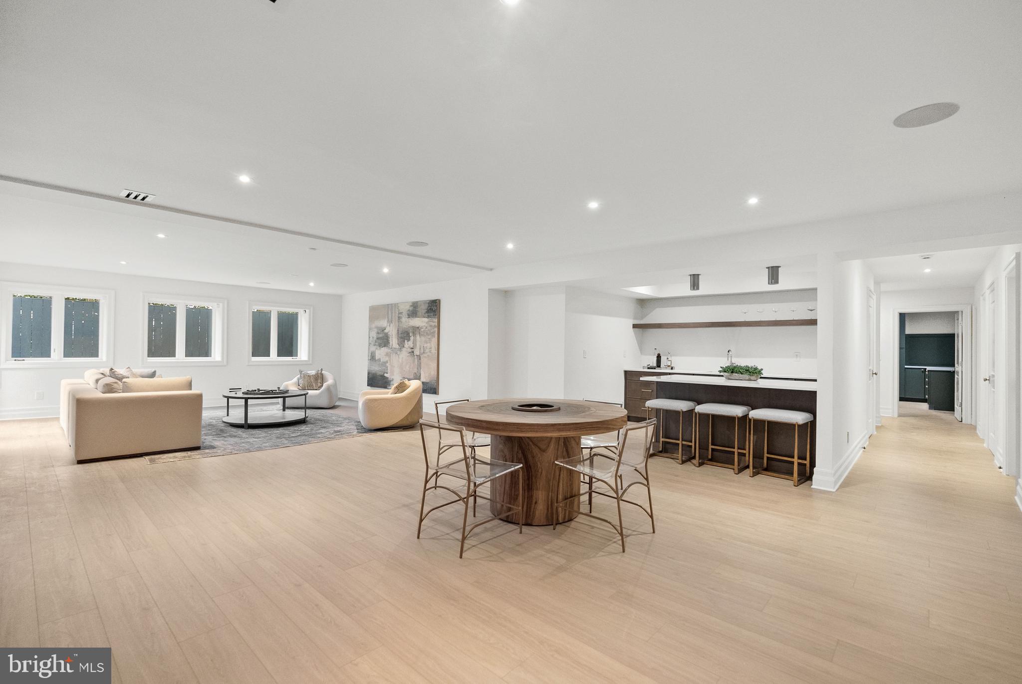 4433 CATHEDRAL AVENUE NW