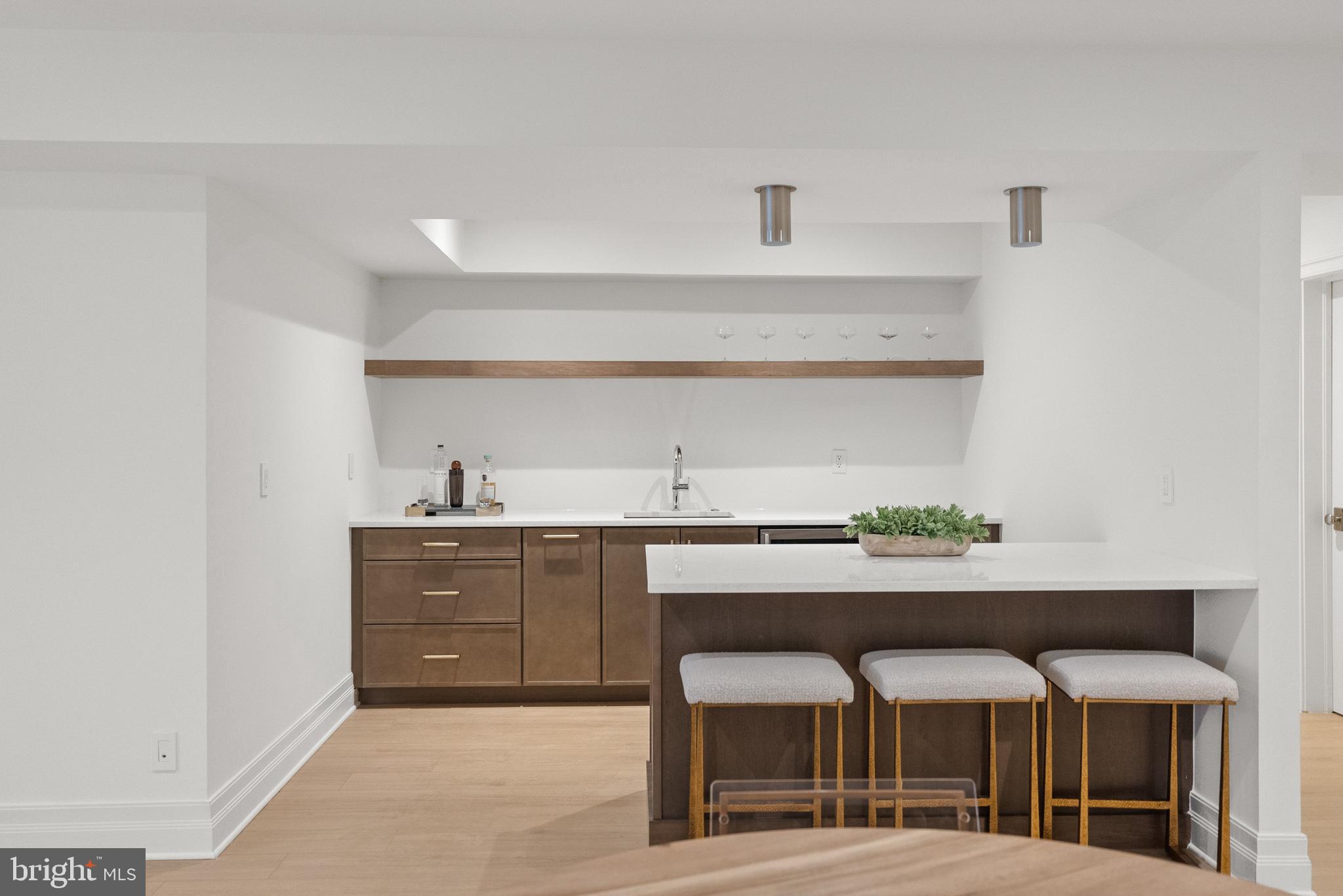 4433 CATHEDRAL AVENUE NW