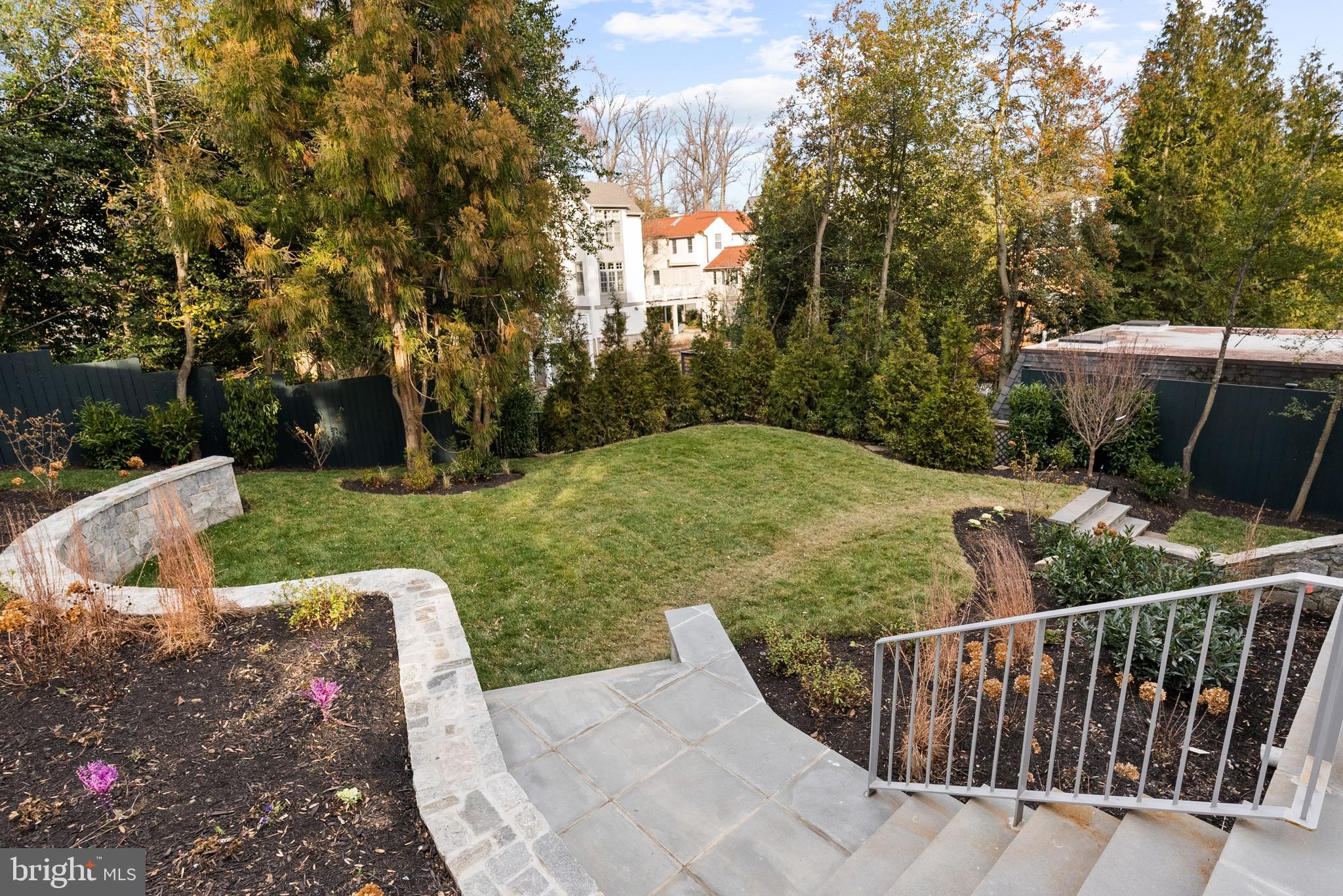 4433 CATHEDRAL AVENUE NW