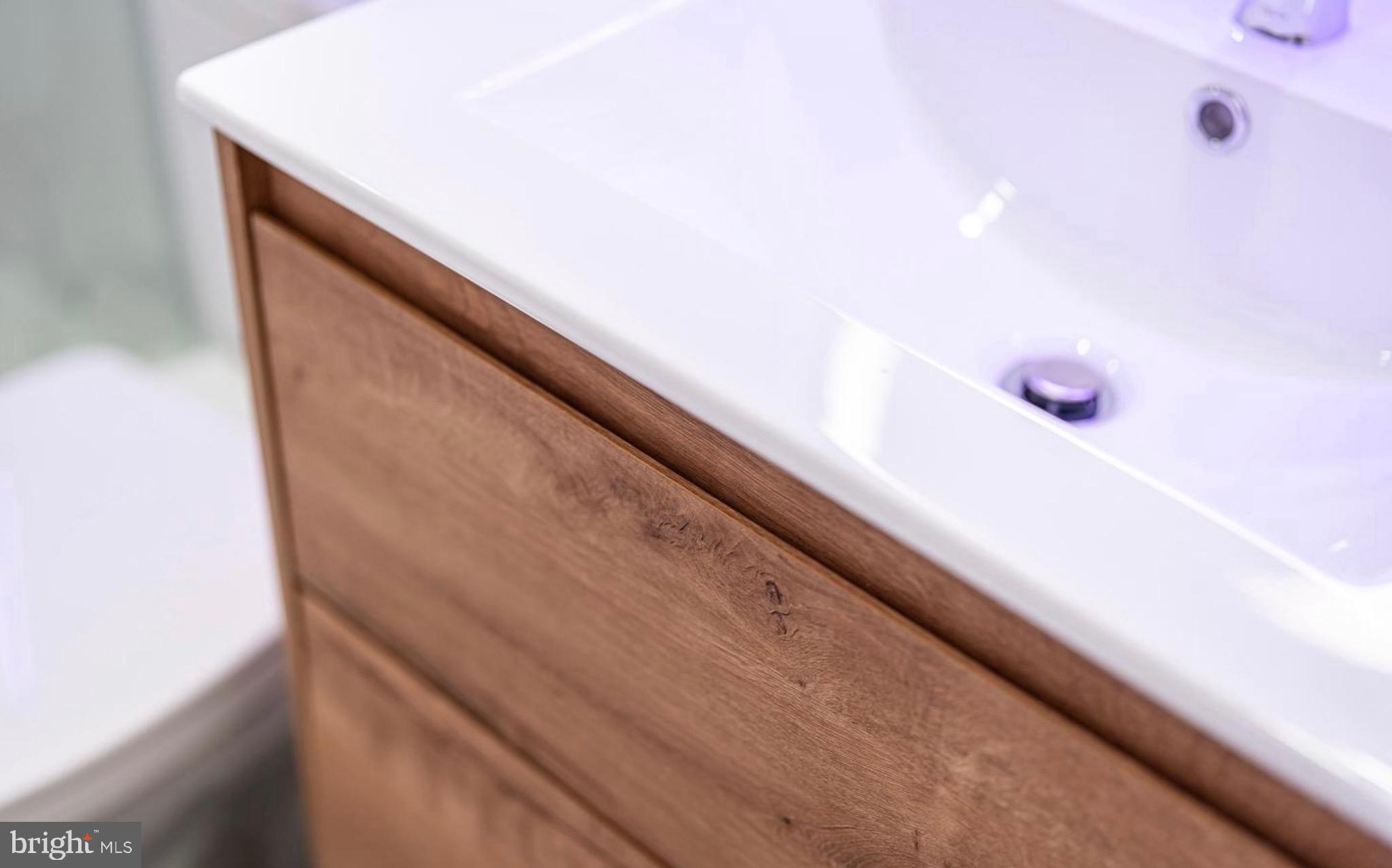 2517 ONTARIO ROAD NW 1