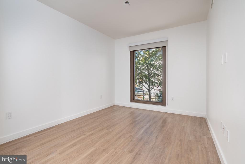 1630 COLUMBIA ROAD NW 208