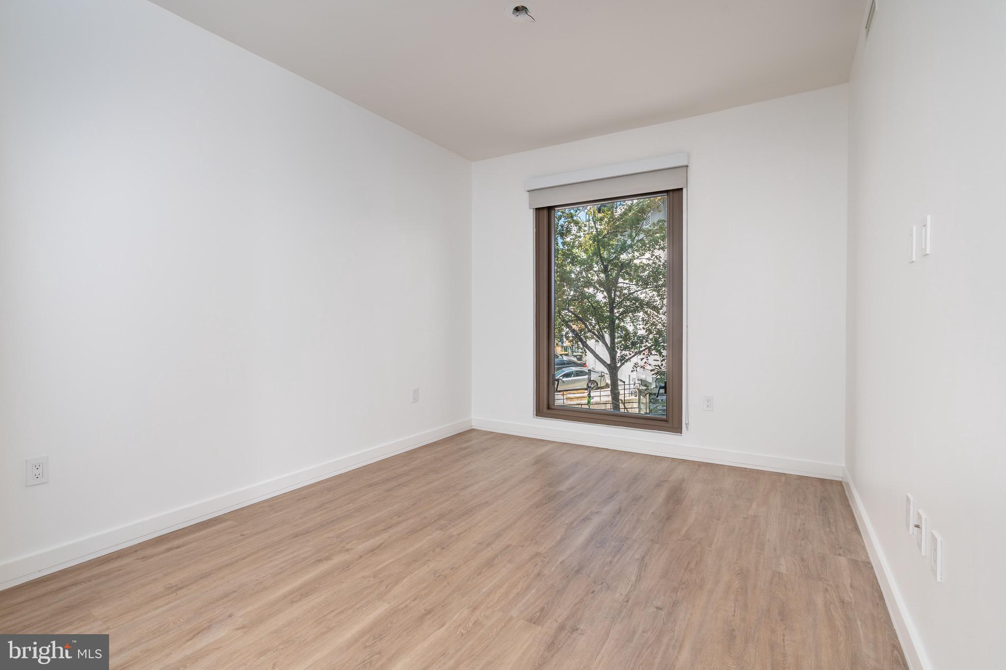 1630 COLUMBIA ROAD NW 208