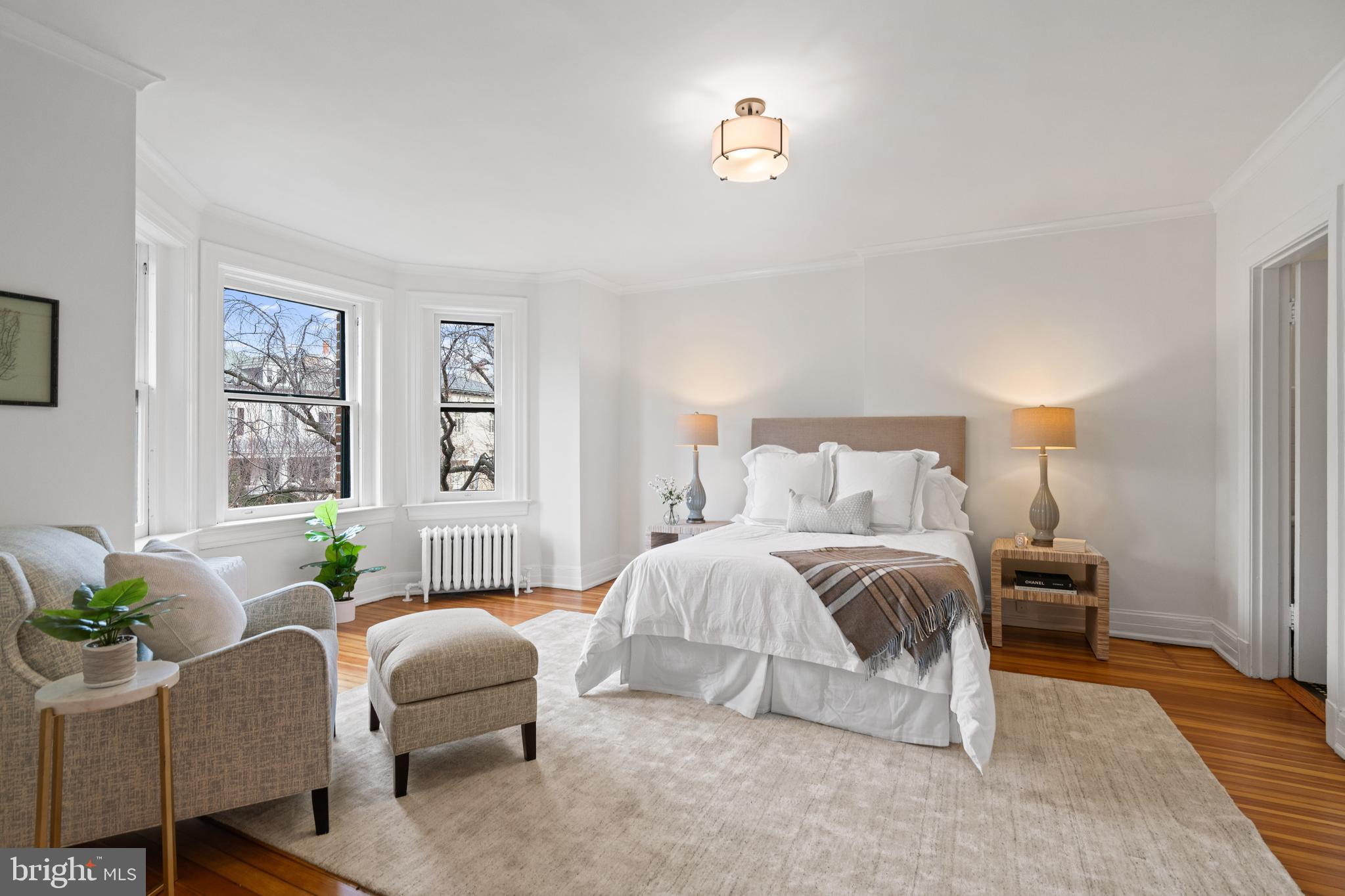 2214 WYOMING AVENUE NW