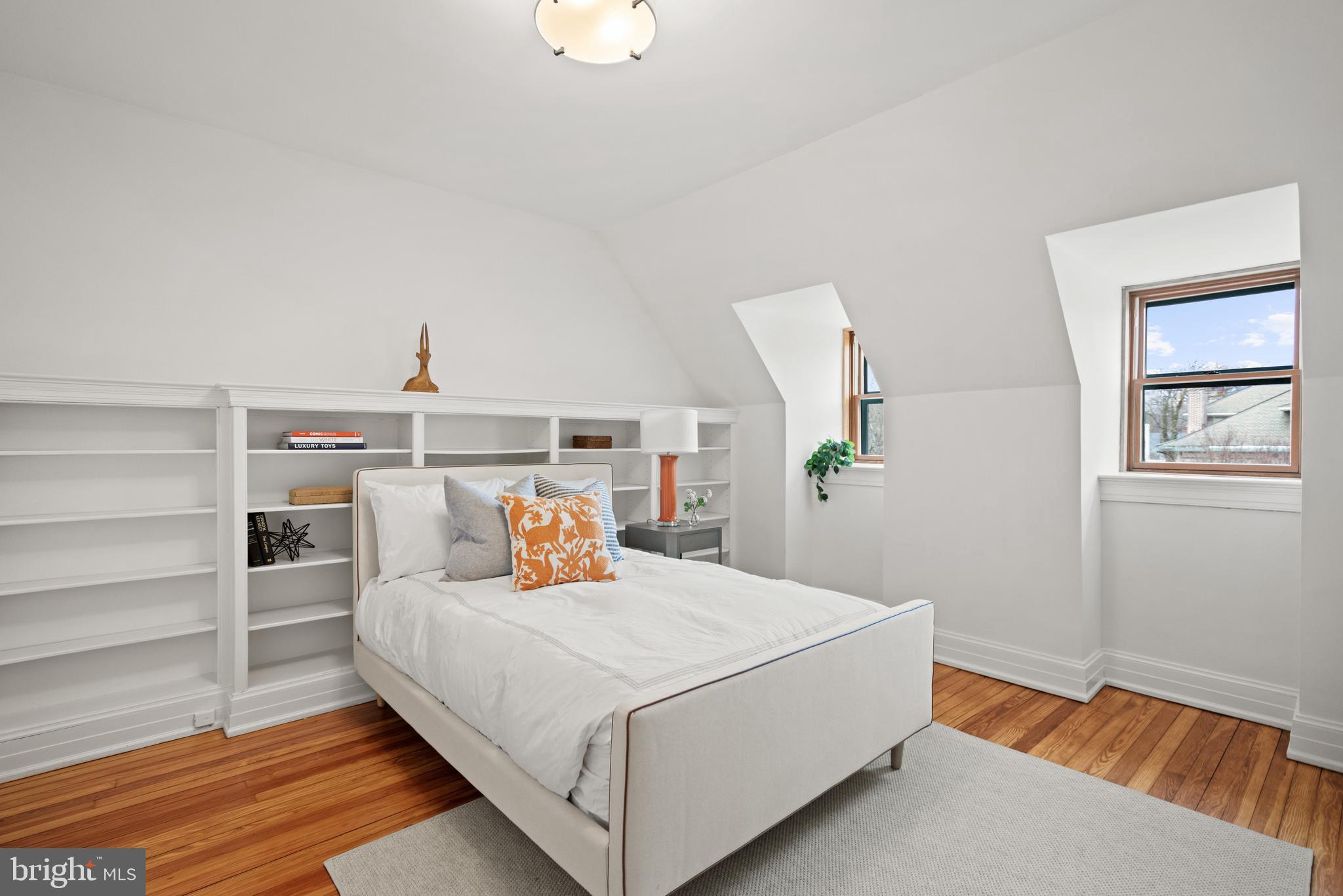 2214 WYOMING AVENUE NW