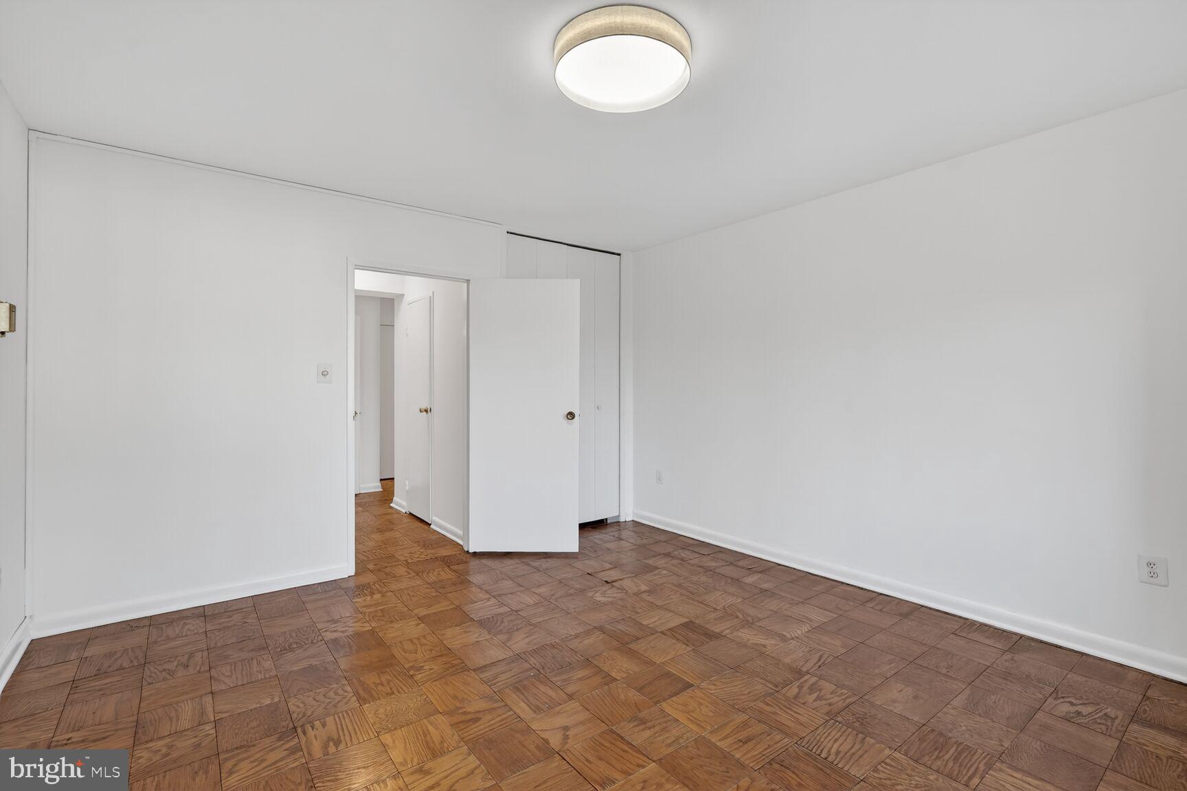 4201 CATHEDRAL AVENUE NW 601E