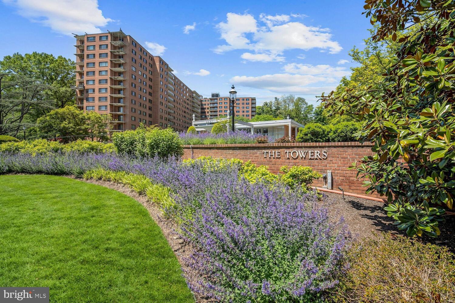 4201 CATHEDRAL AVENUE NW 601E