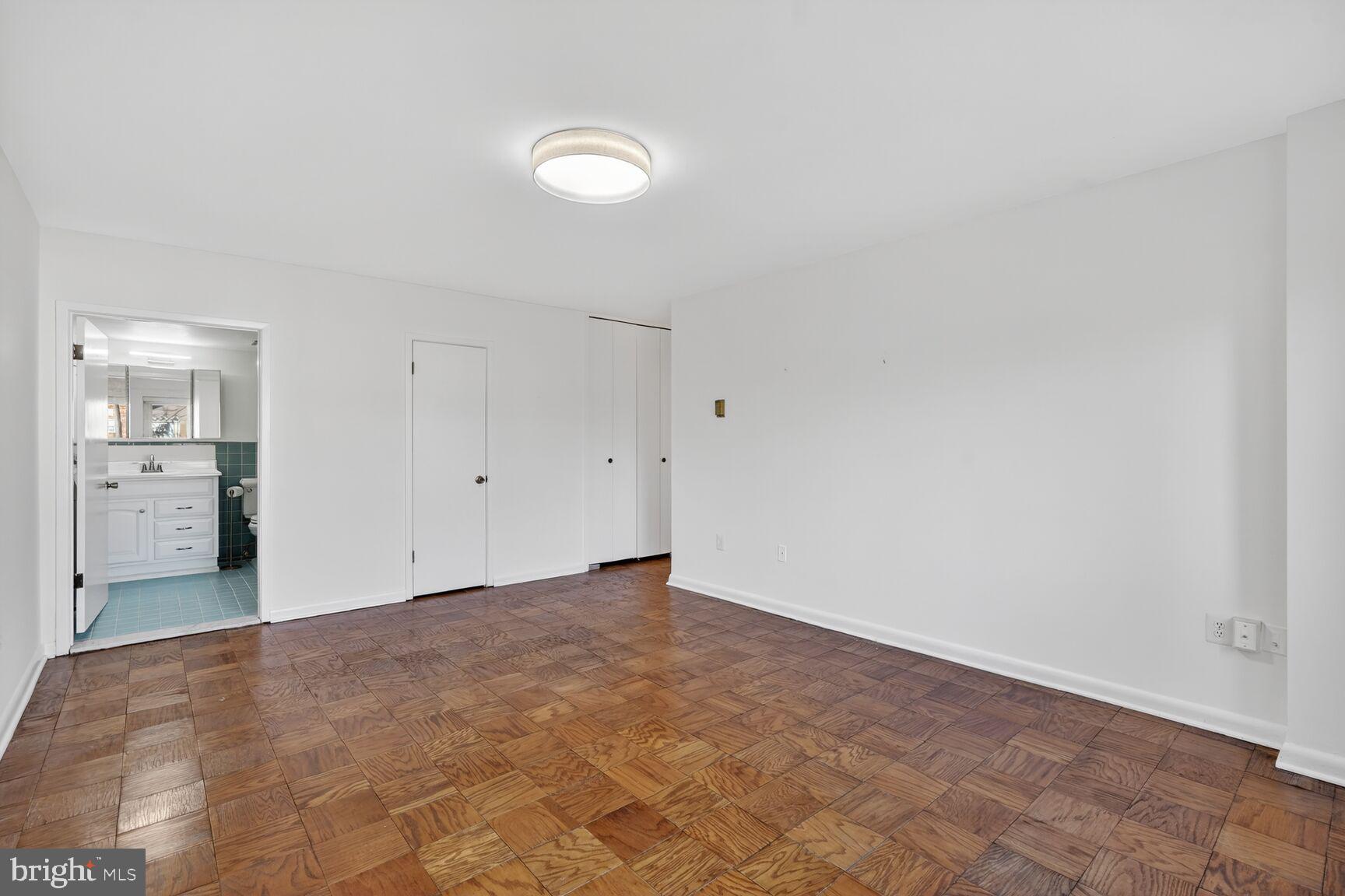 4201 CATHEDRAL AVENUE NW 601E