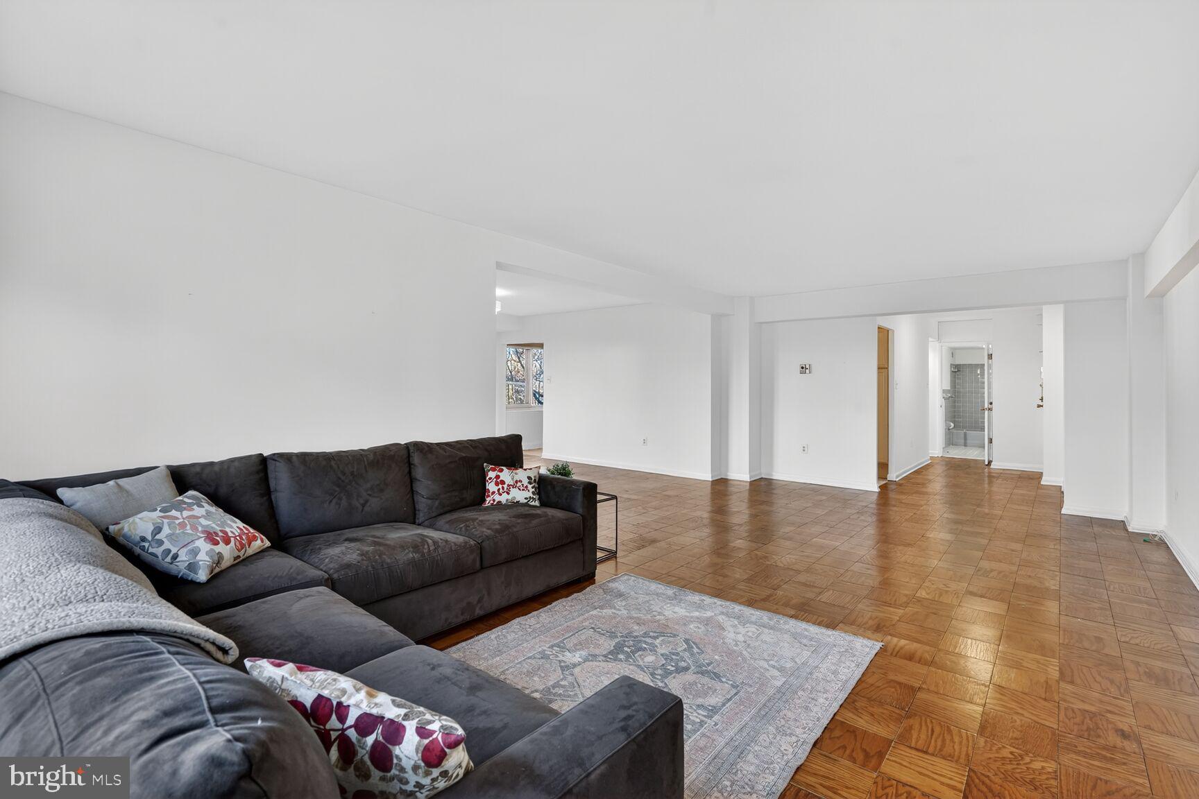 4201 CATHEDRAL AVENUE NW 601E