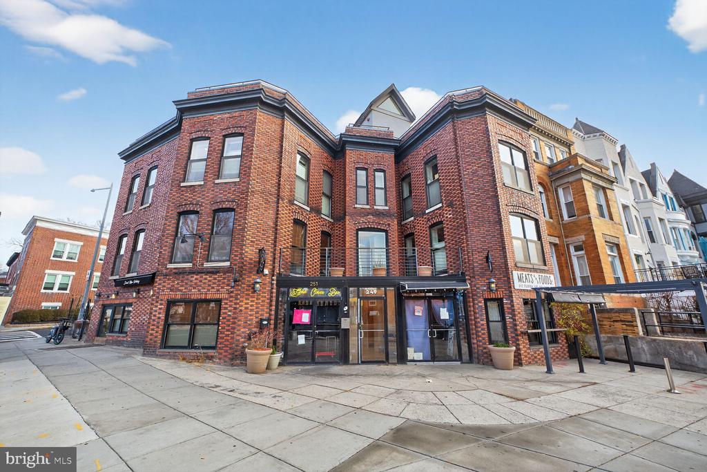 249 FLORIDA AVENUE NW 23