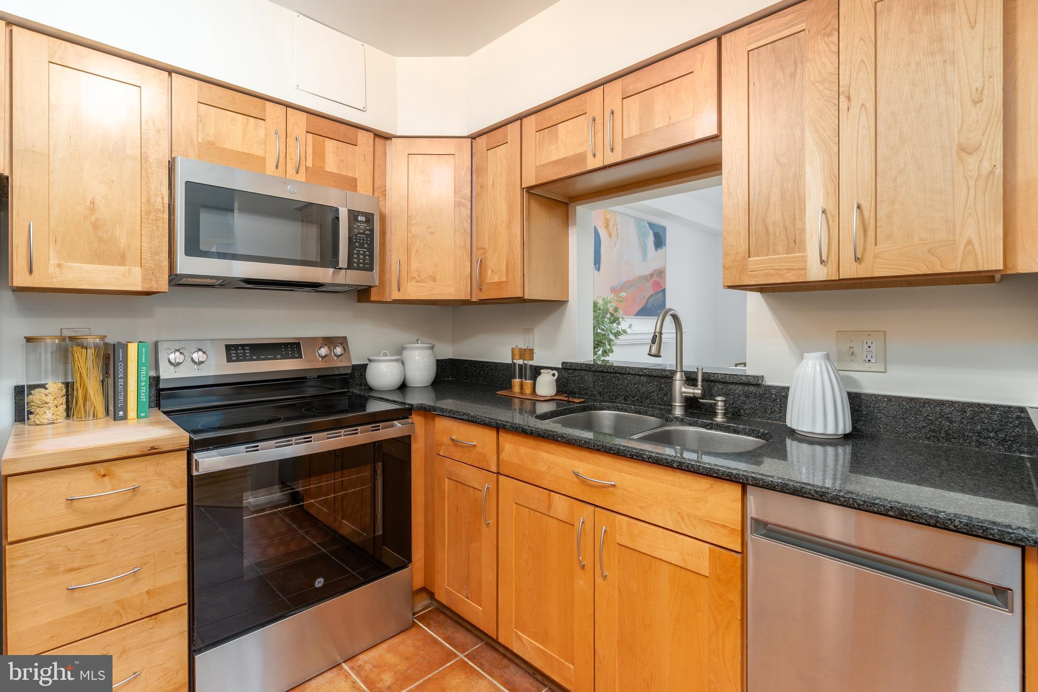 3806 PORTER STREET NW 101