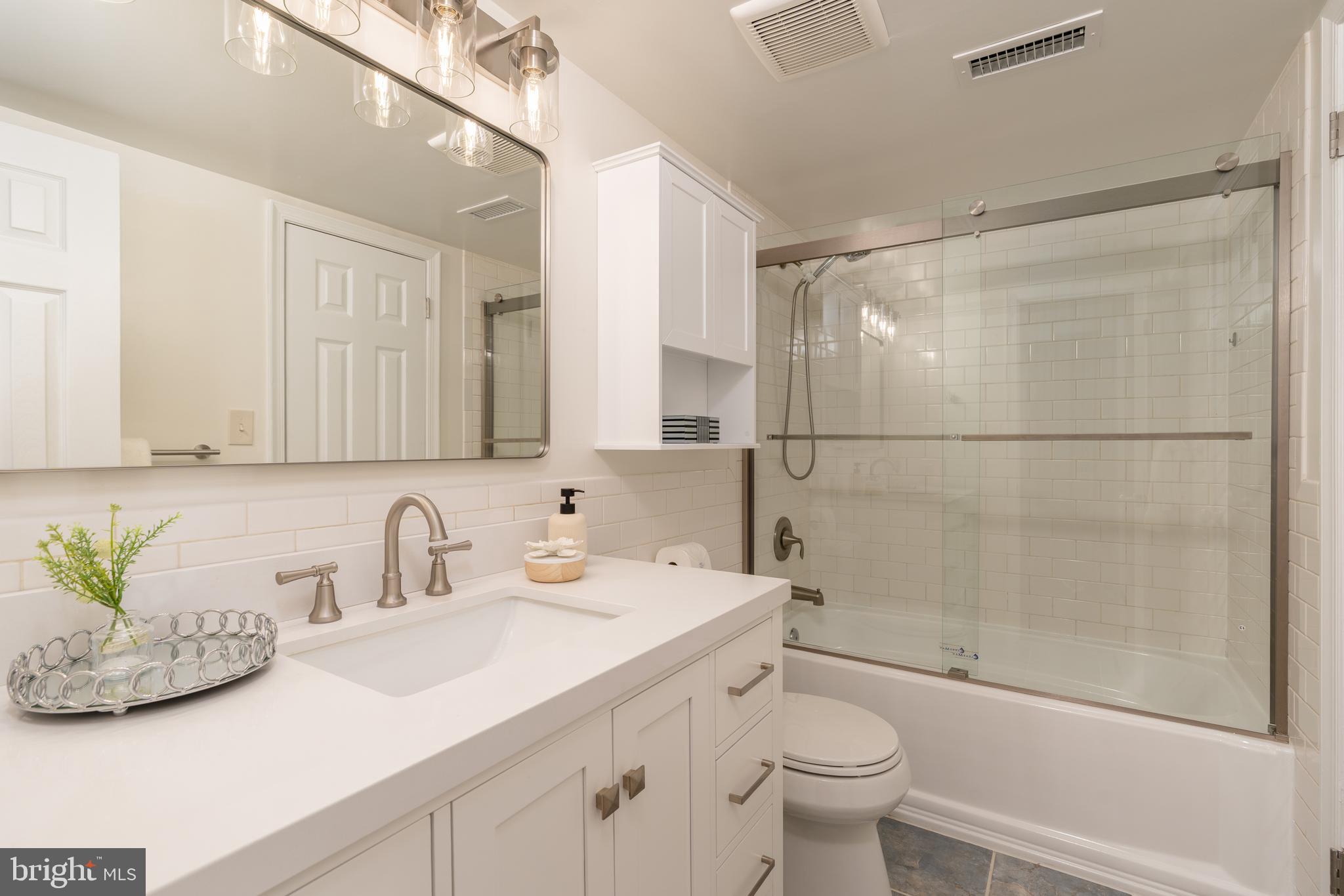 3806 PORTER STREET NW 101