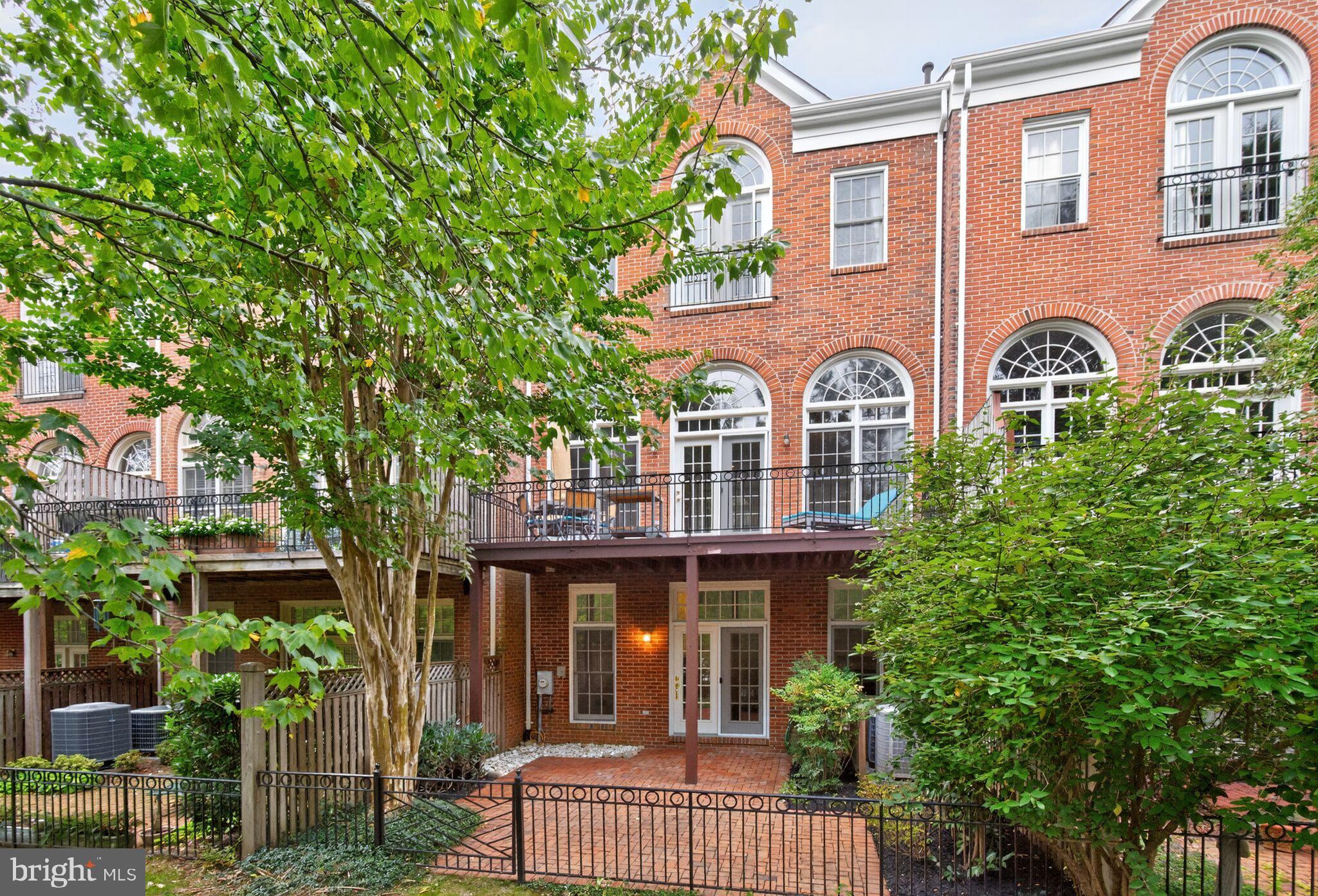 4015 MANSION DRIVE NW