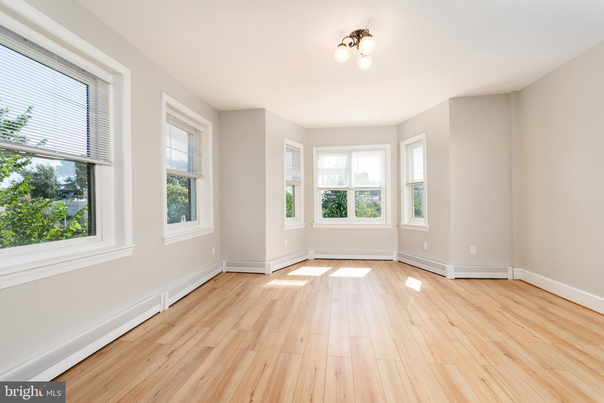 523 CONSTITUTION AVENUE NE 3