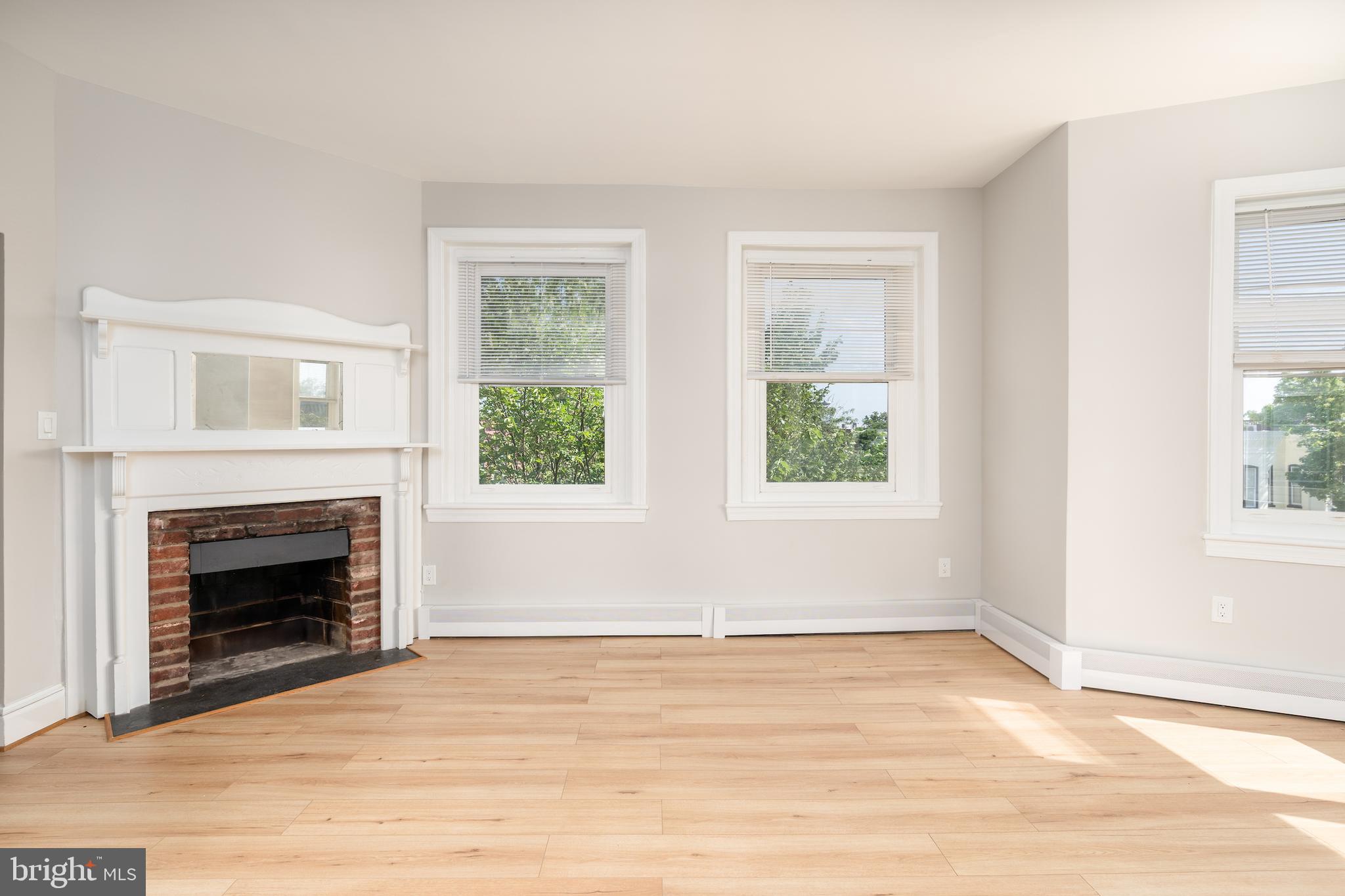 523 CONSTITUTION AVENUE NE 3