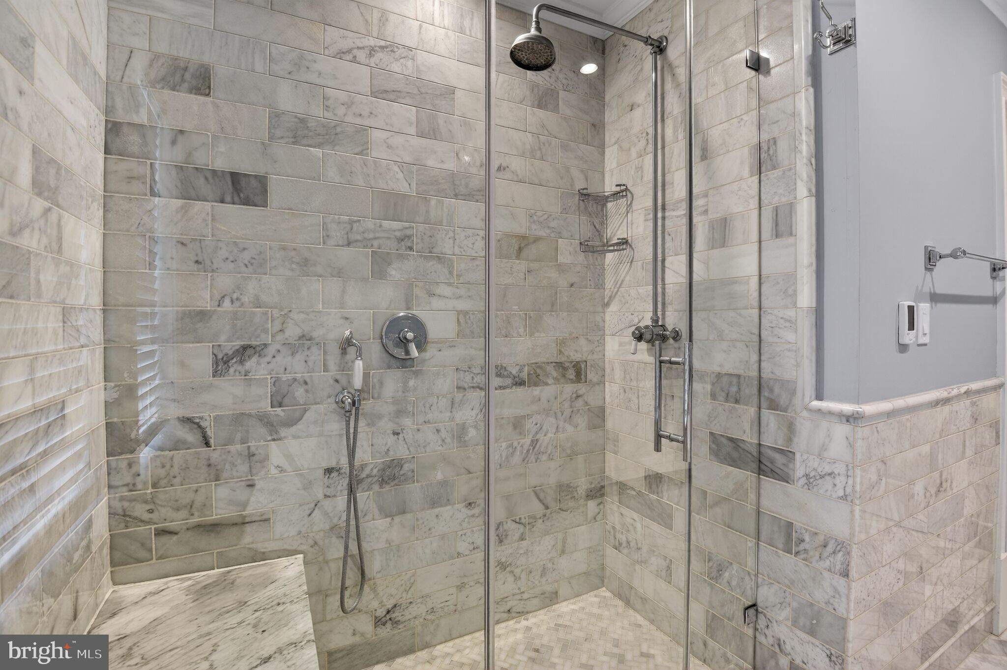 2820 BELLEVUE TERRACE NW