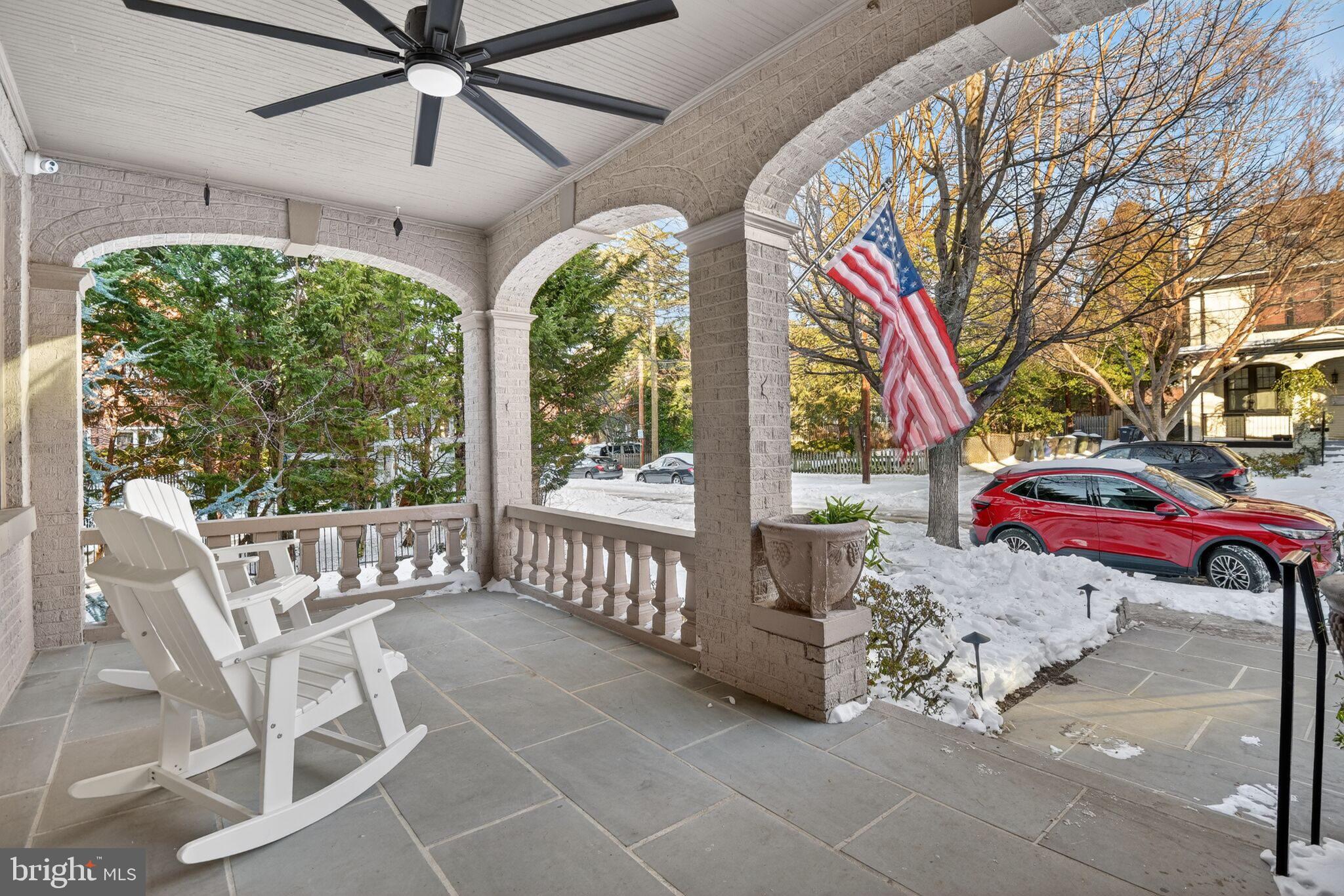 2820 BELLEVUE TERRACE NW